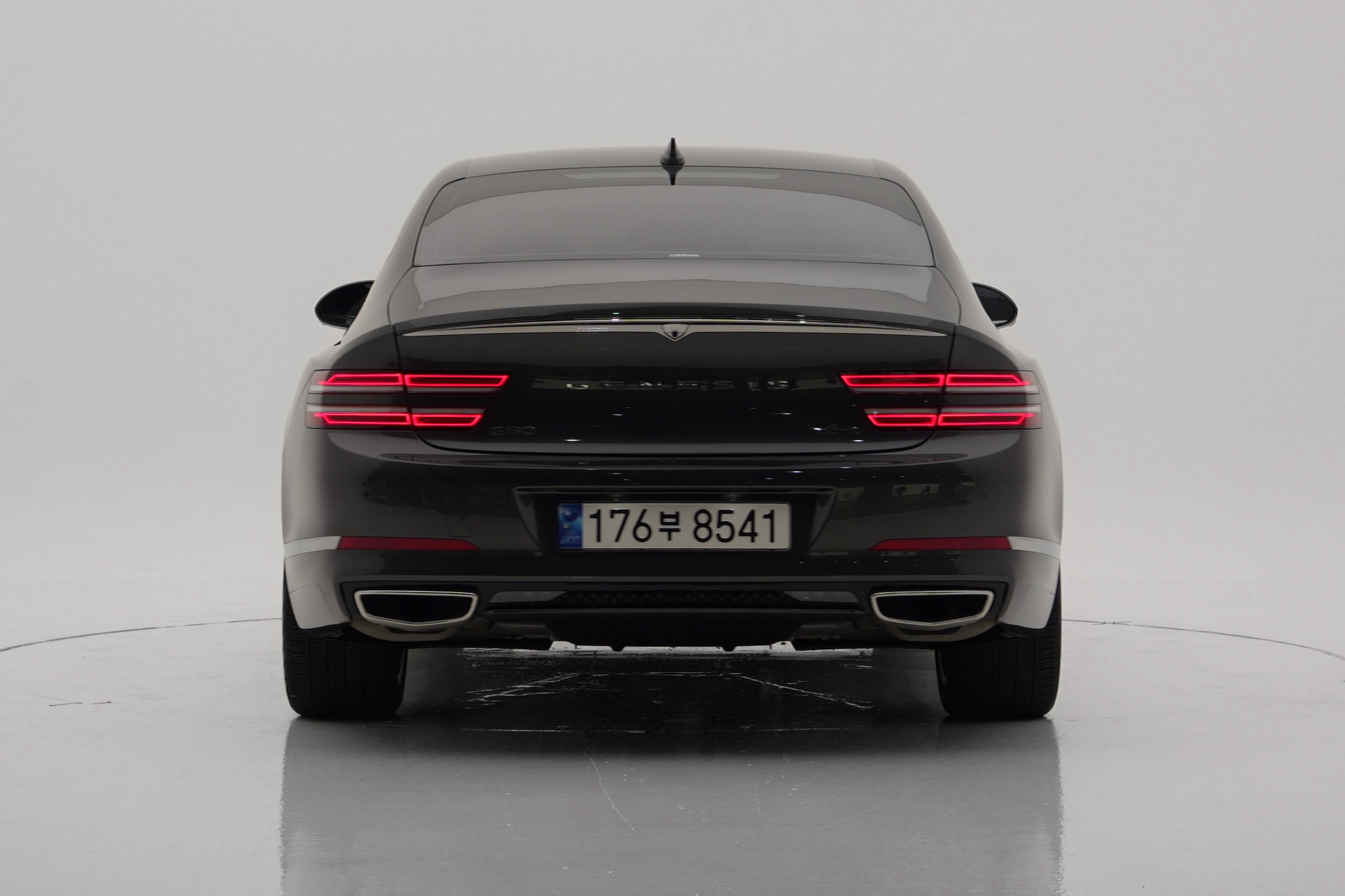 Genesis G80 2.5T Бензин AWD