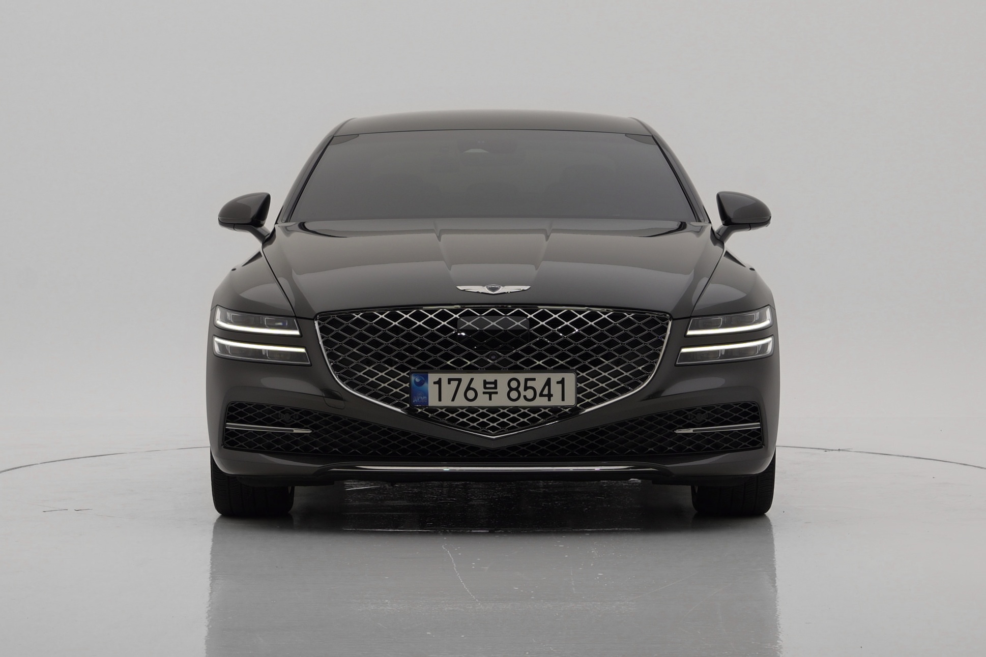 Genesis G80 2.5T Бензин AWD