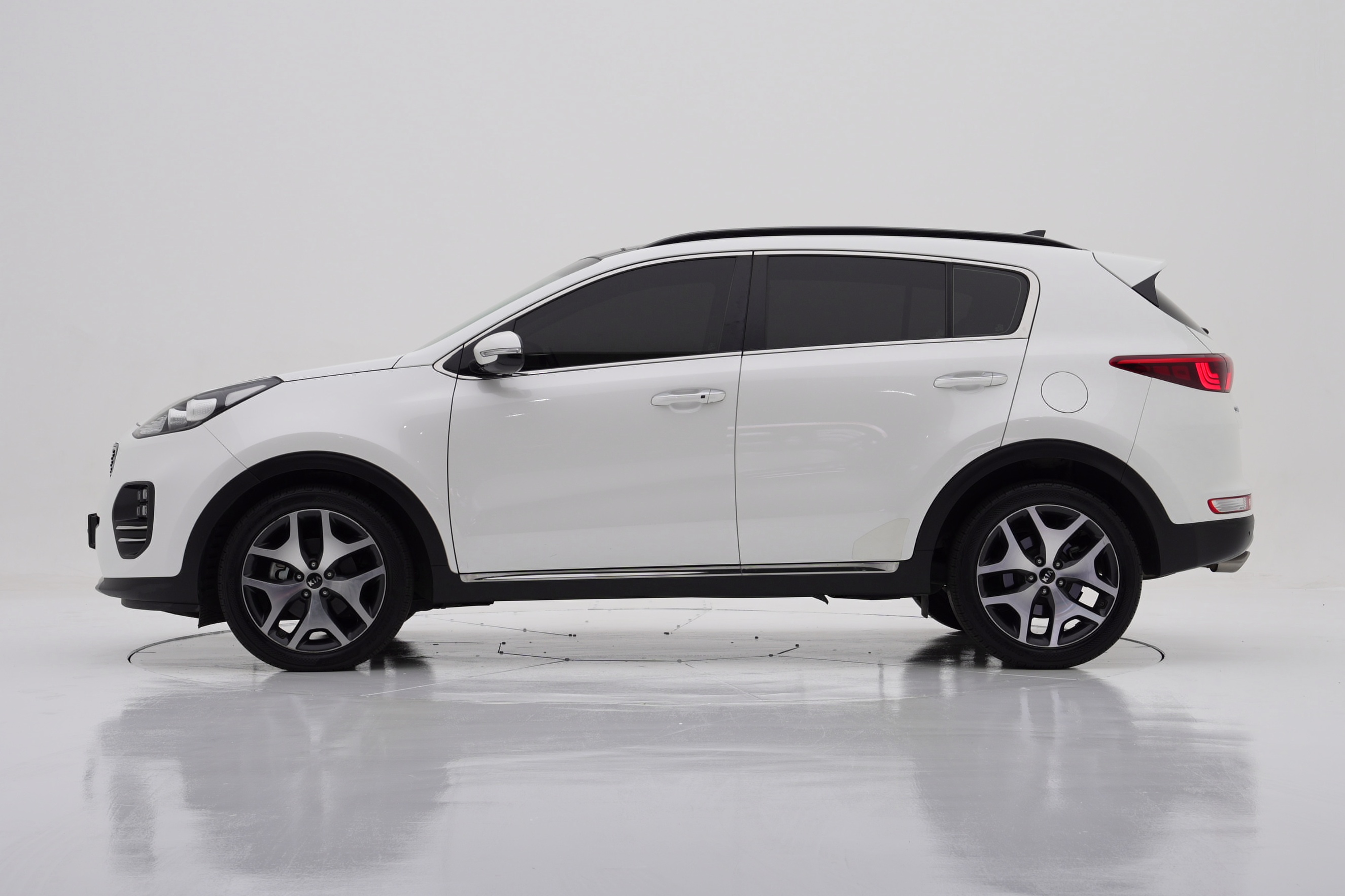 Kia Sportage Дизель 2.0 2WD Prestige