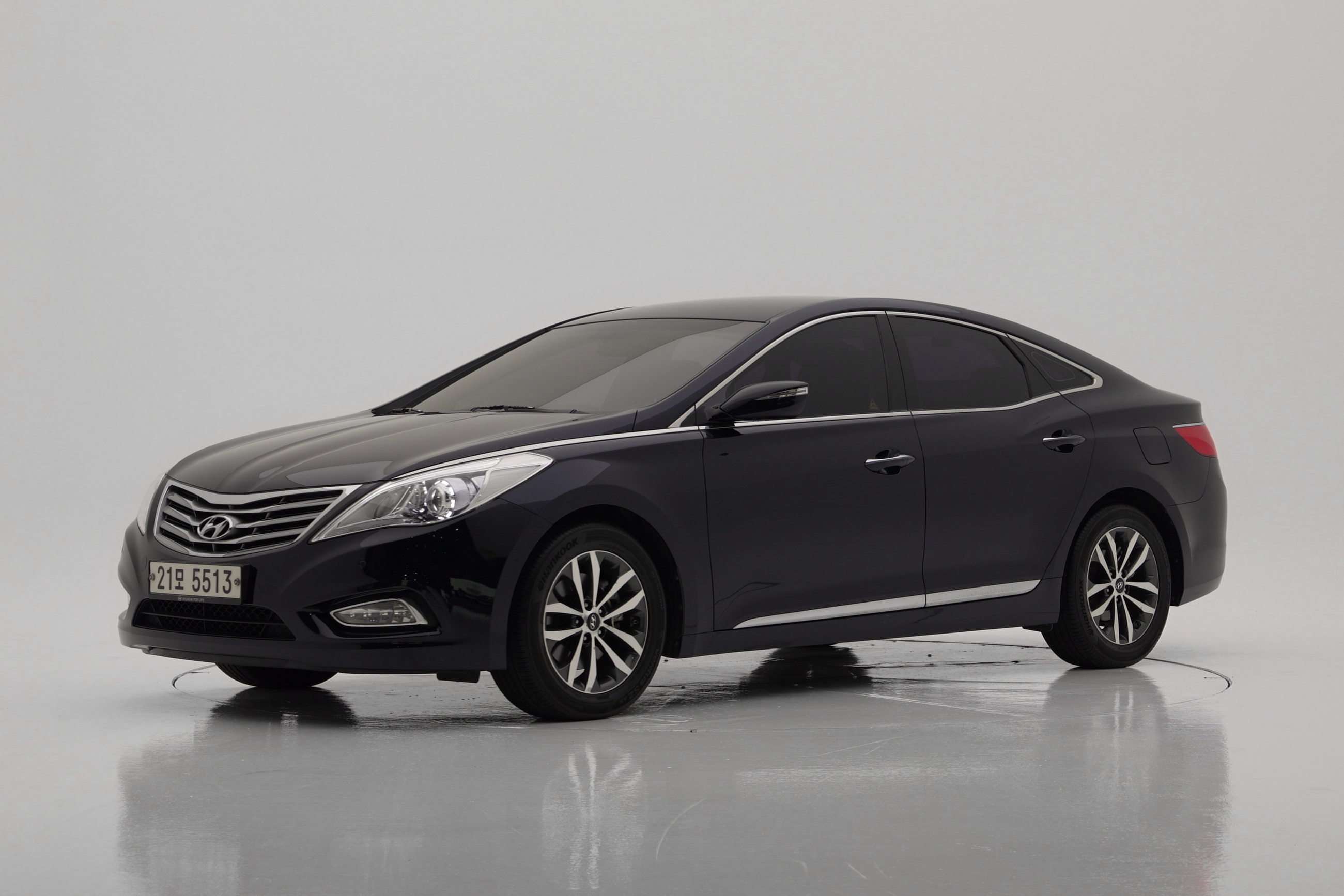 Hyundai Grandeur HG240 Luxury