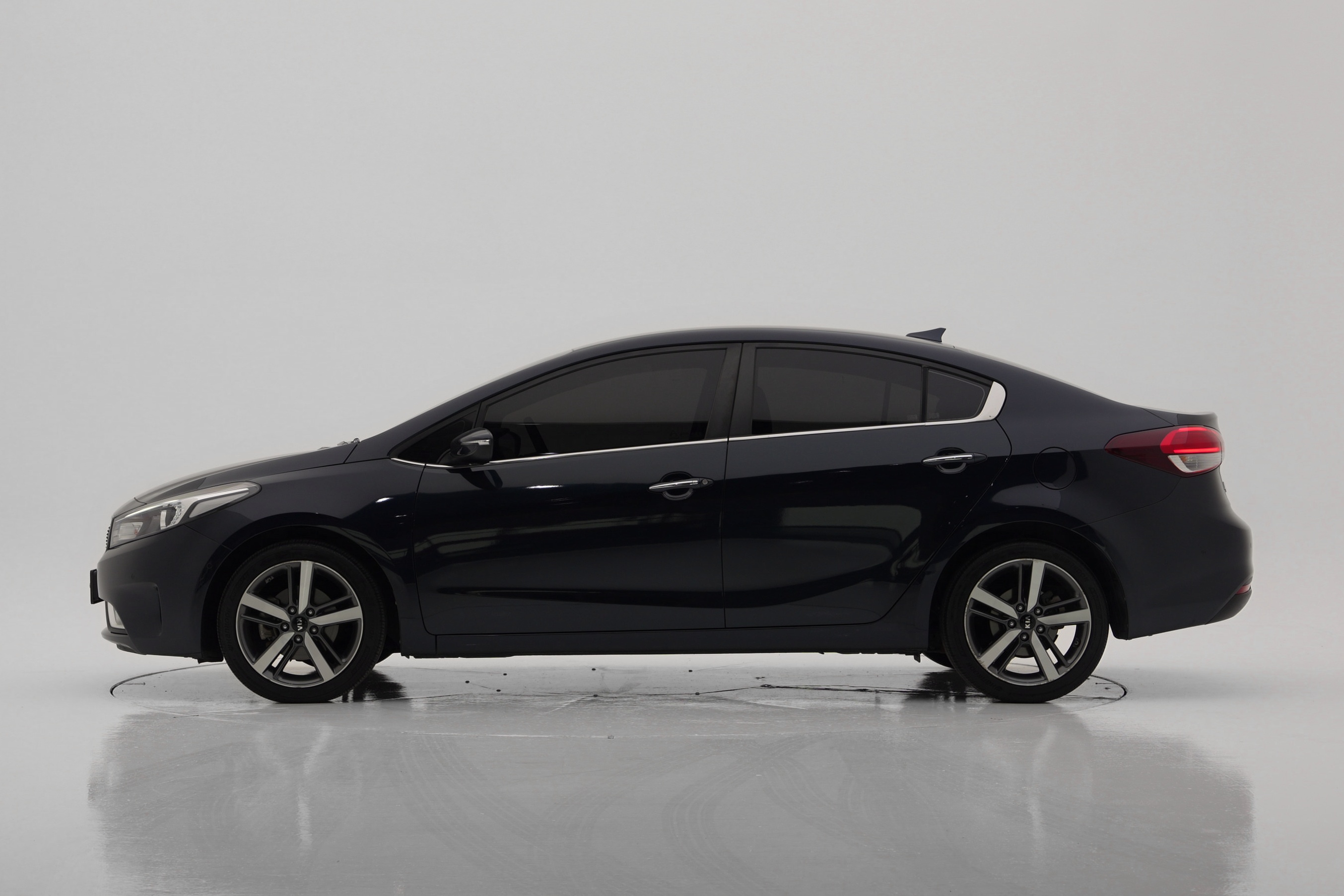 Kia K3 Noblesse
