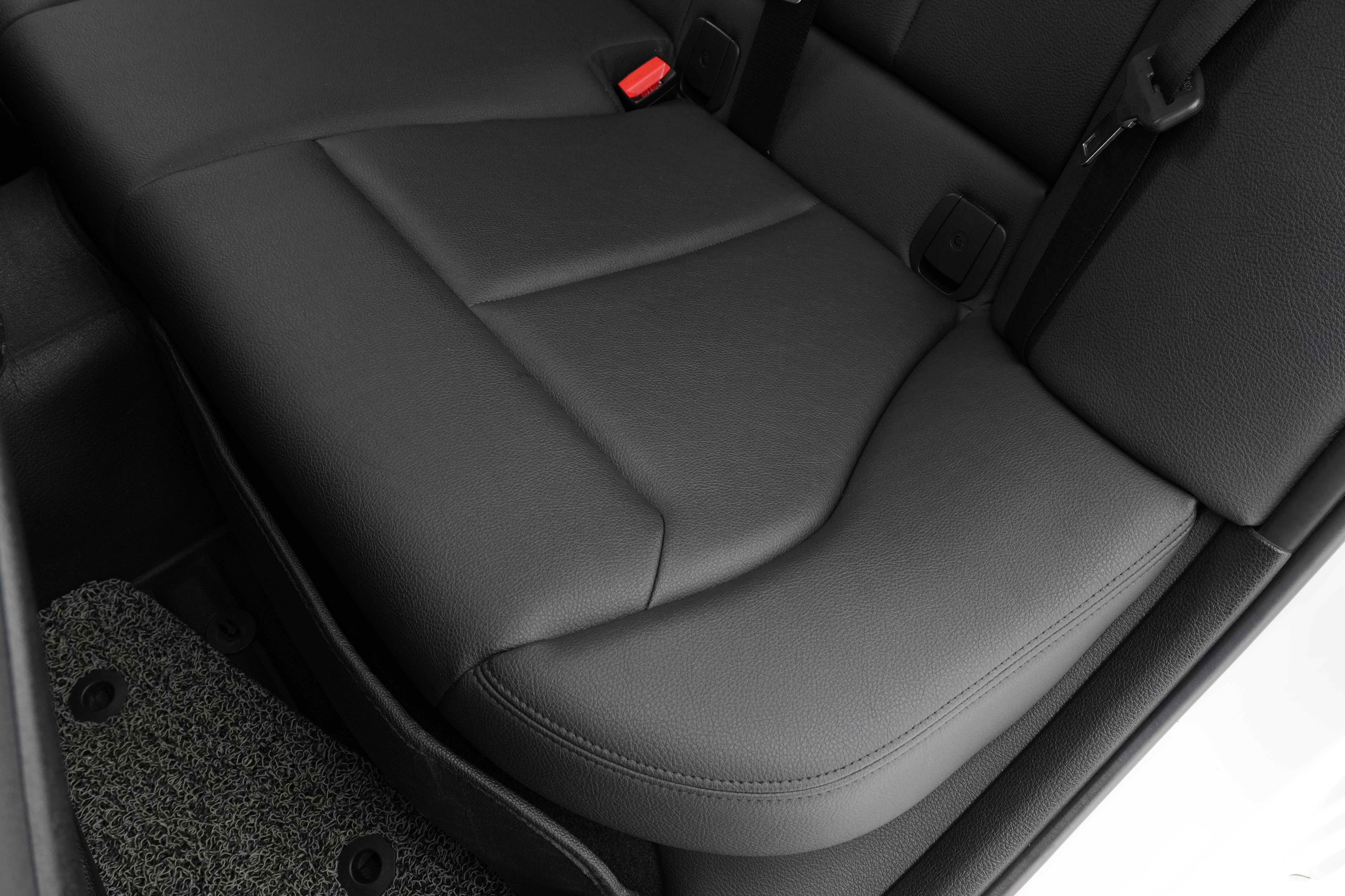 Interior 14