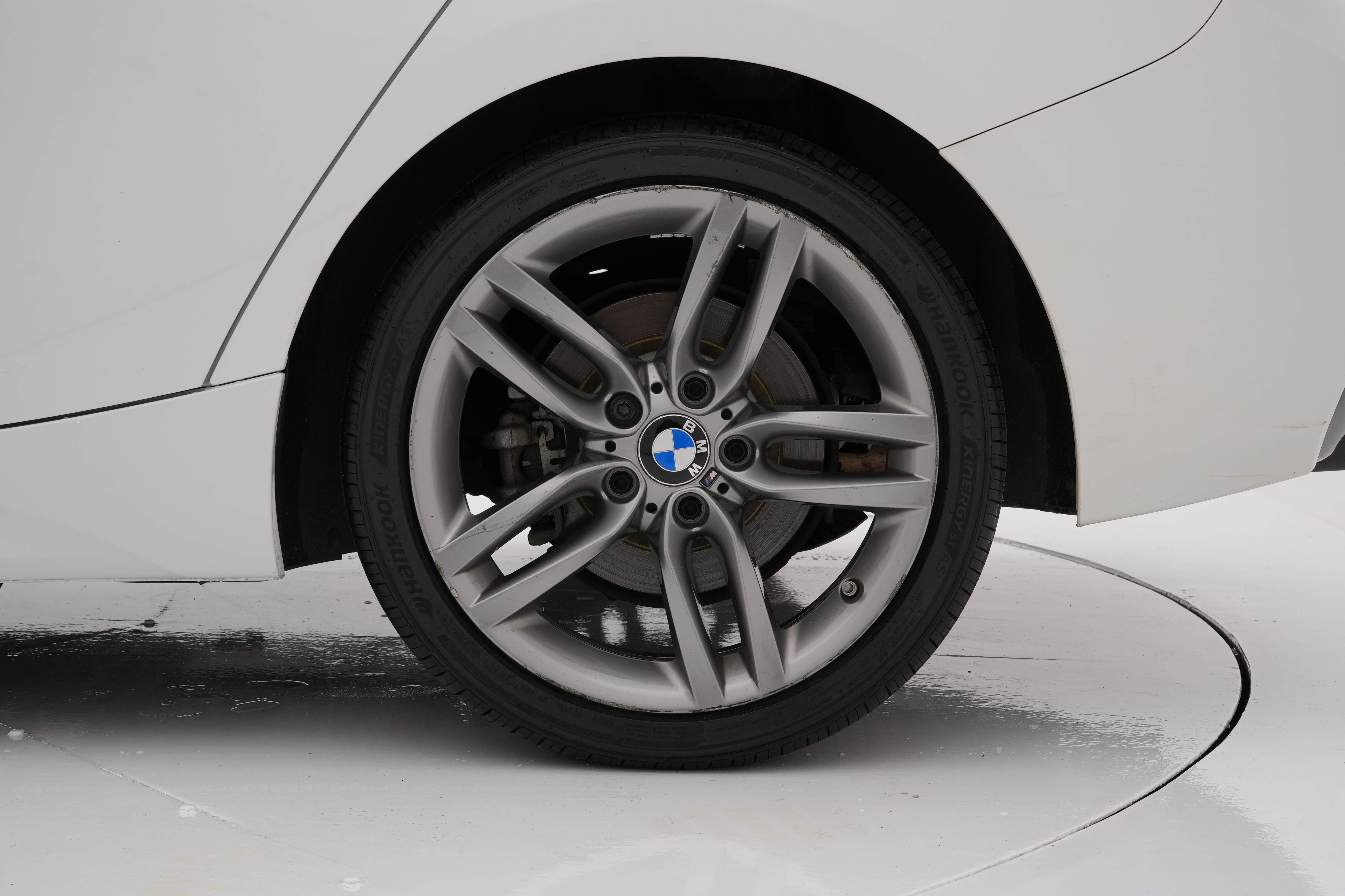 Exterior 15