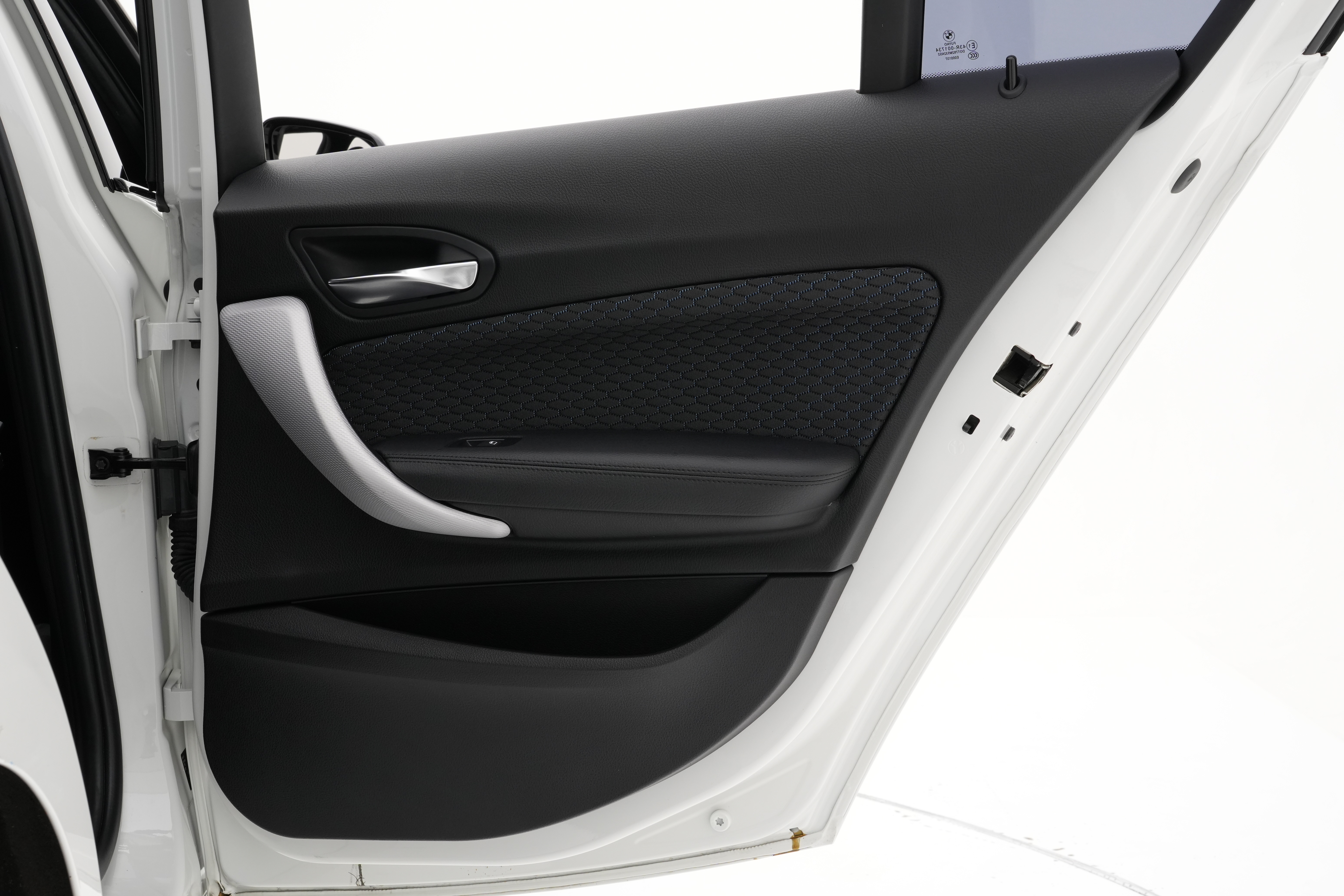 Interior 5