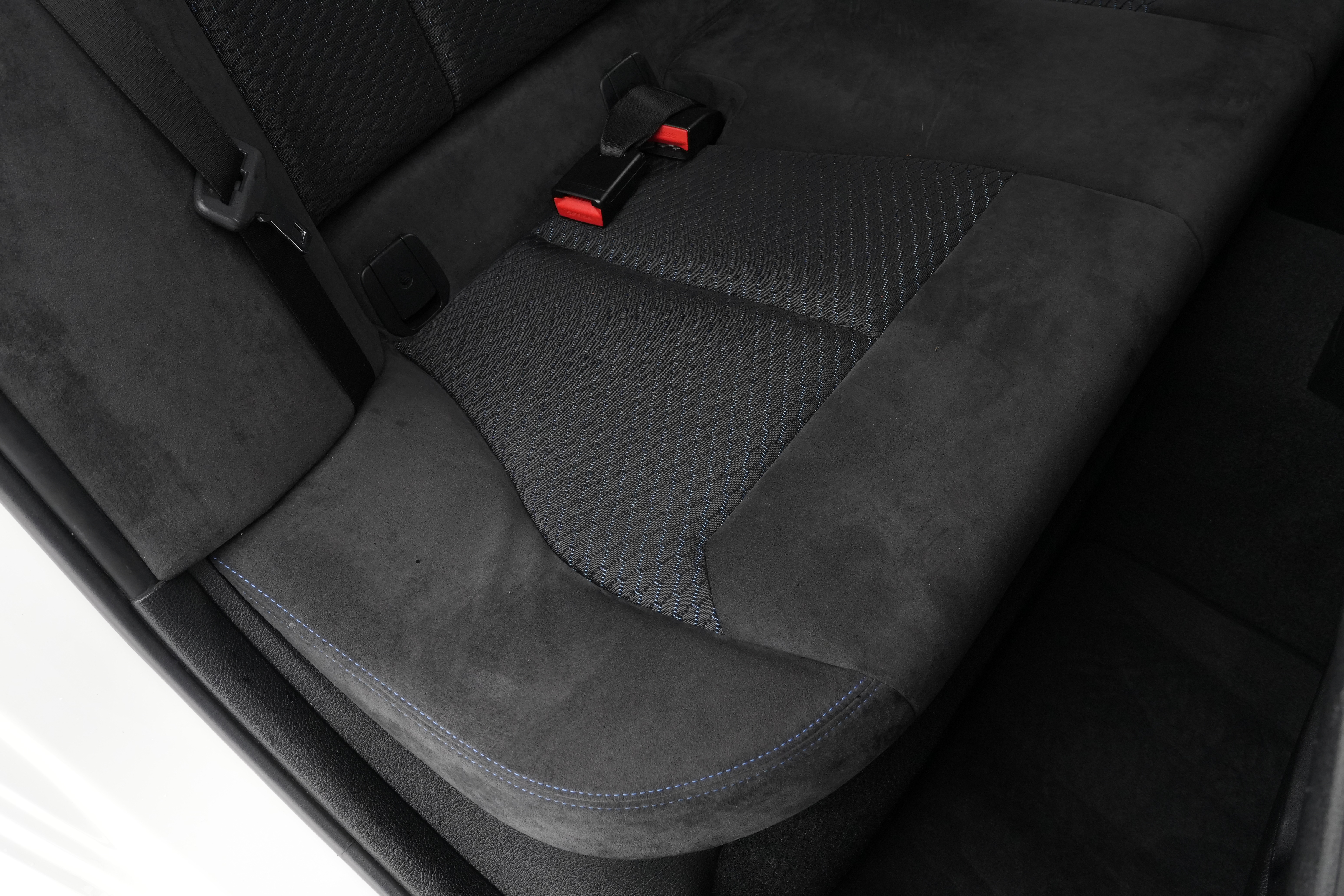 Interior 14