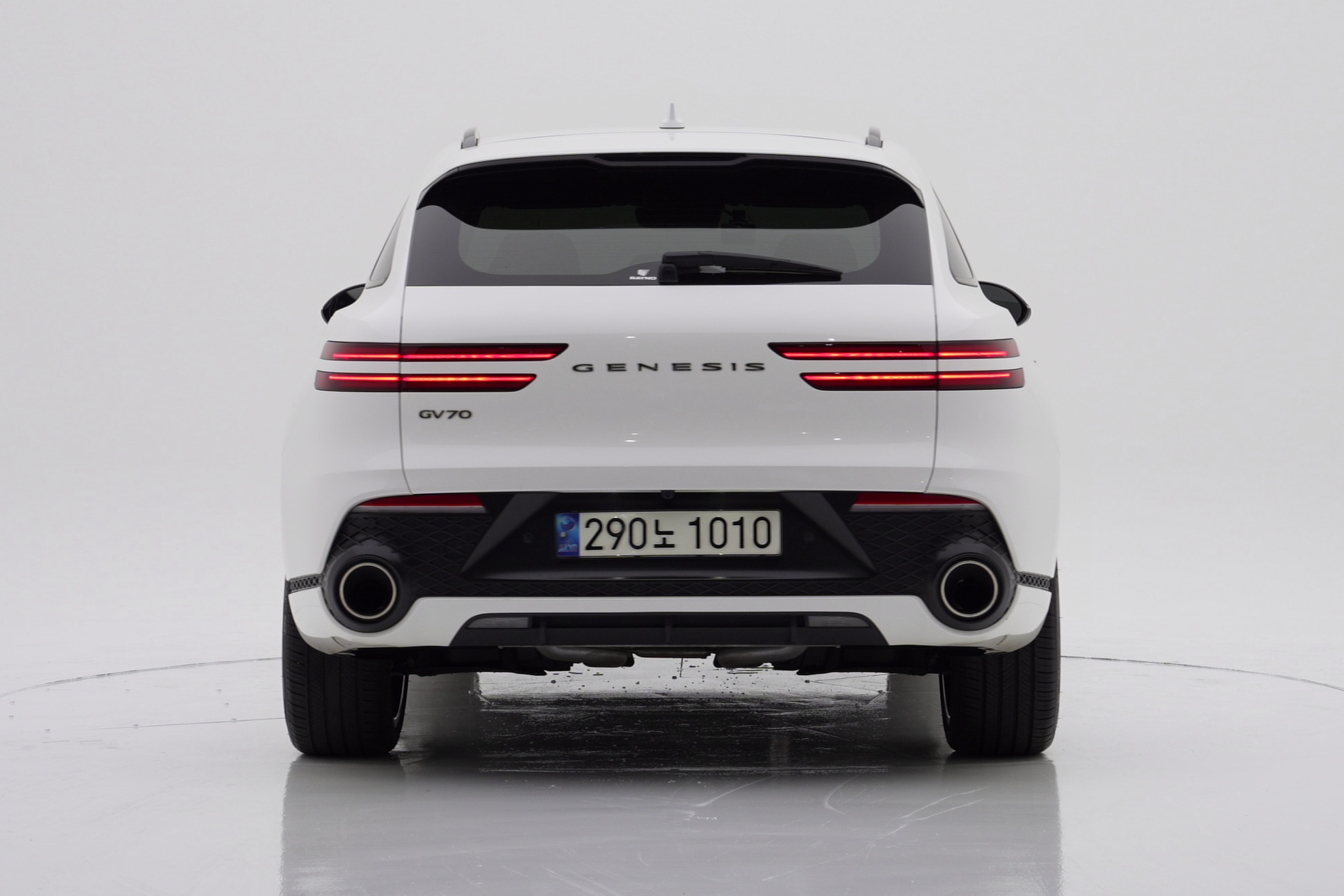 Genesis GV70 2.5T Бензин 2WD