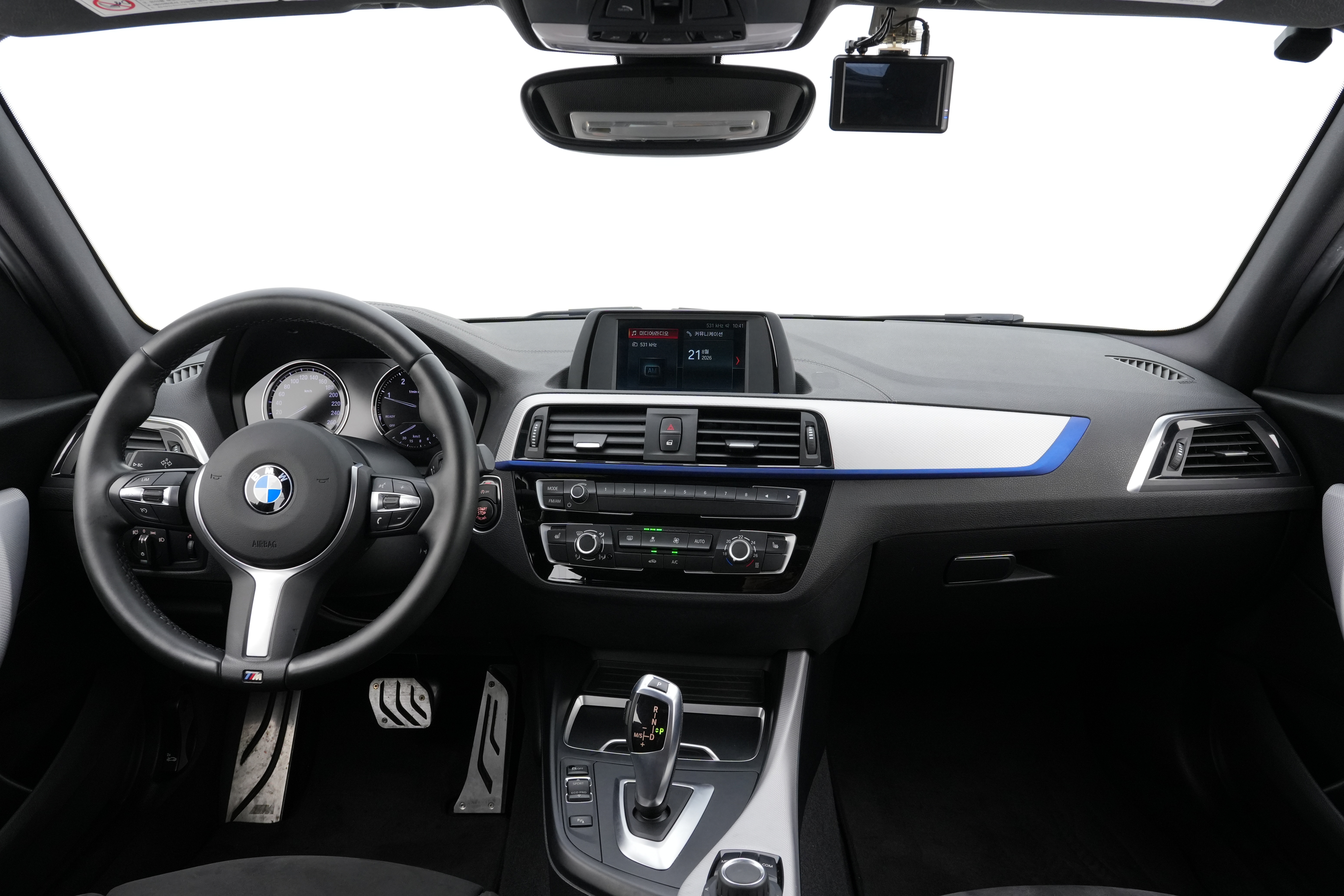 Interior 2