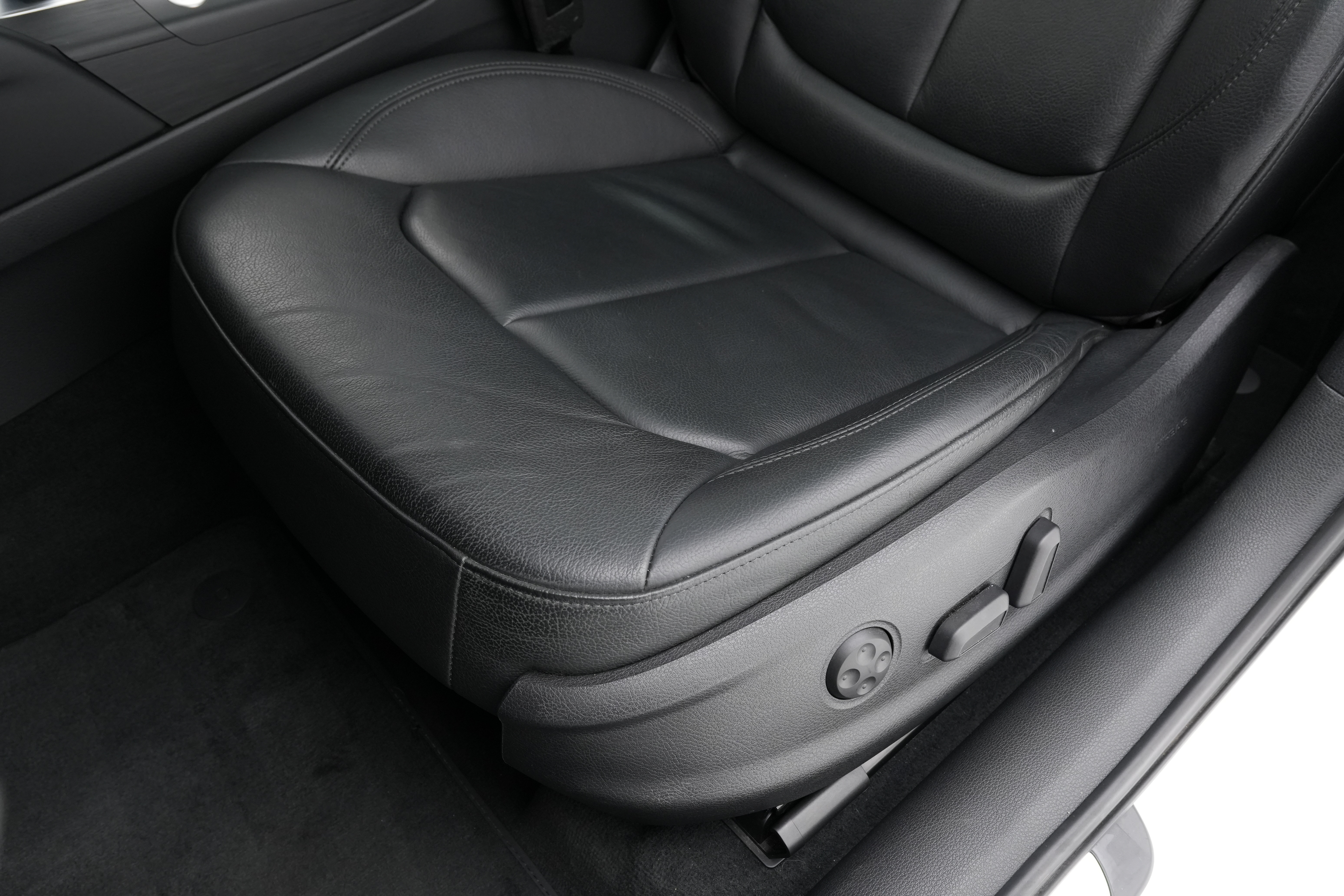Interior 7