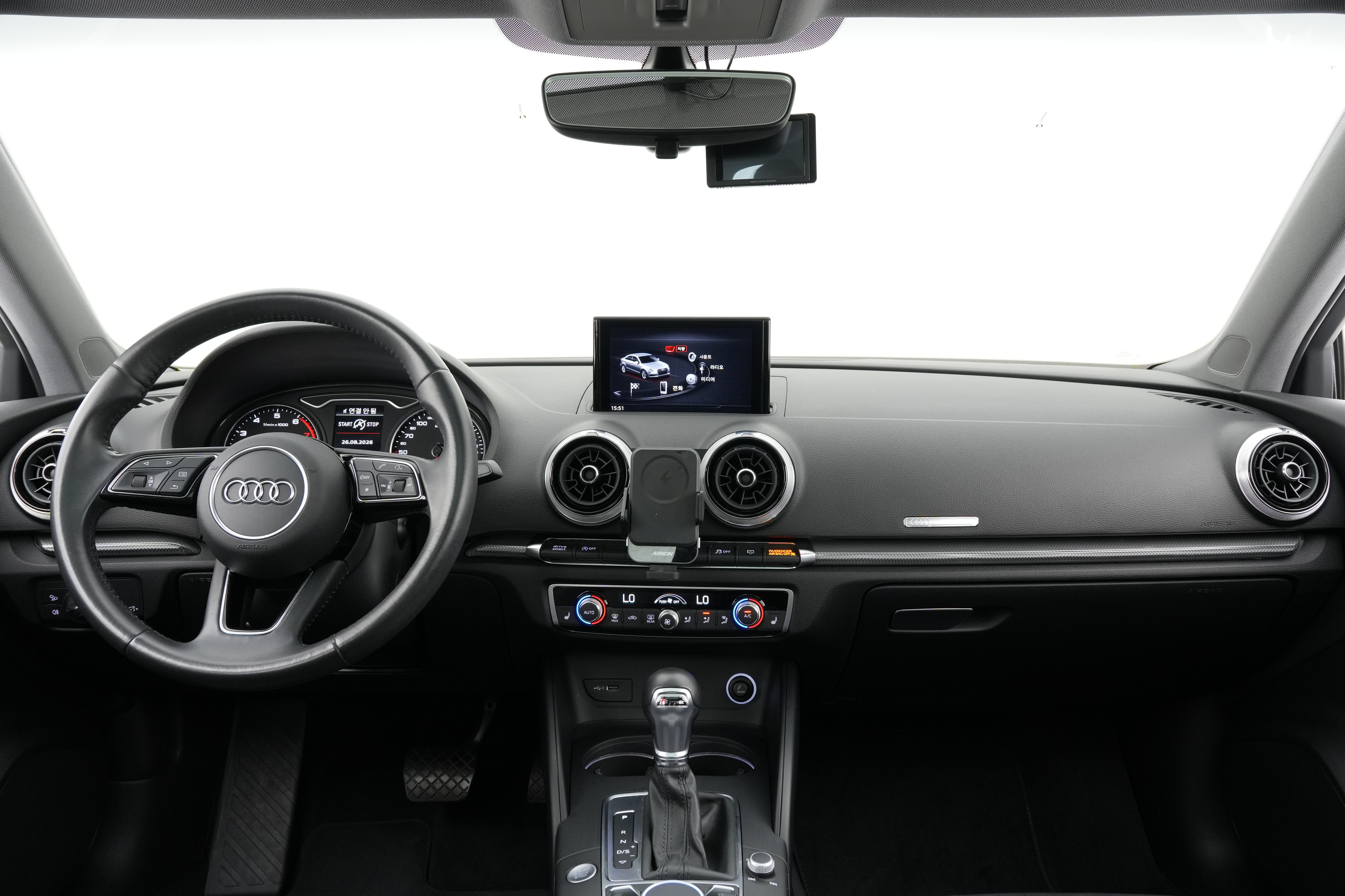 Interior 2