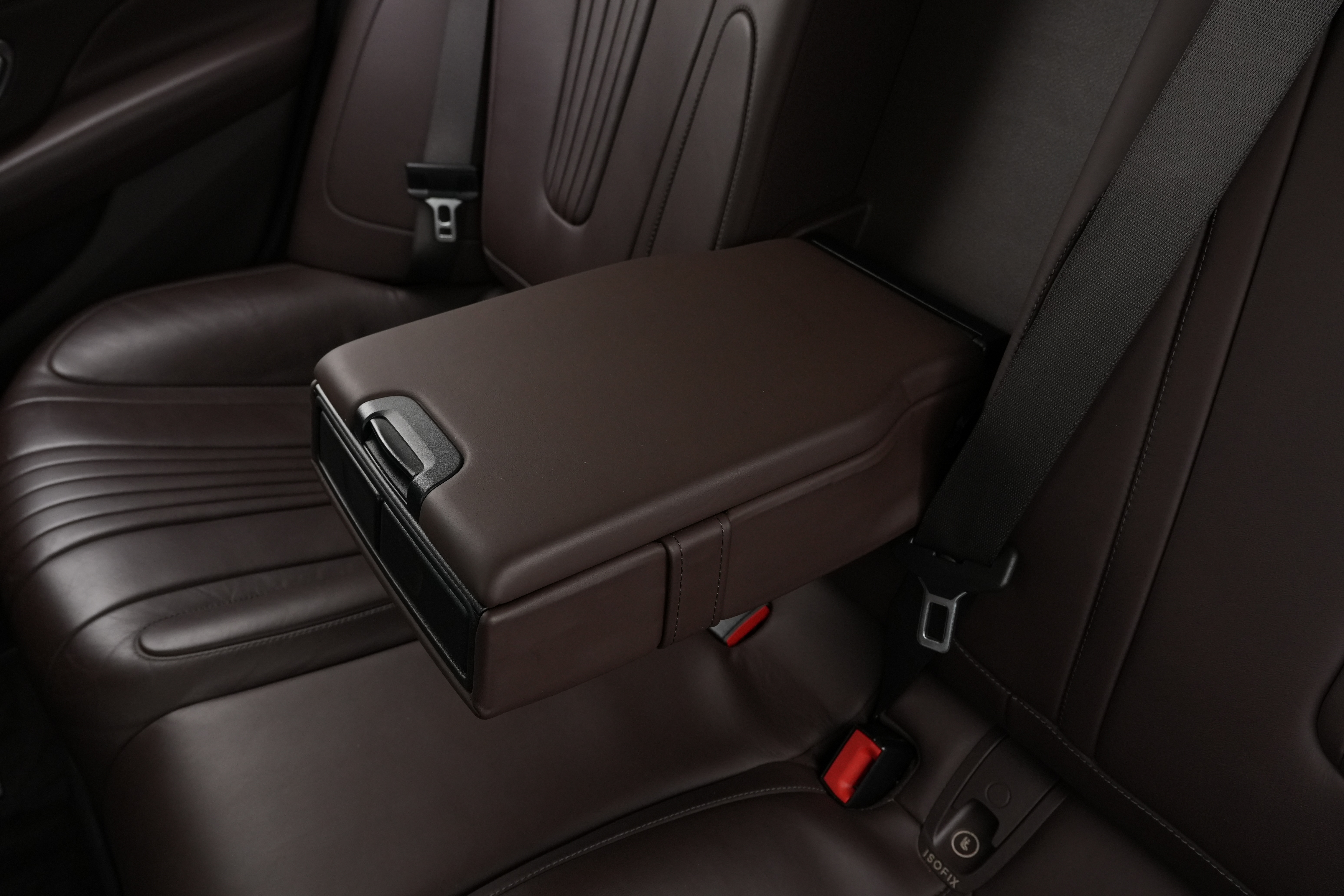 Interior 17
