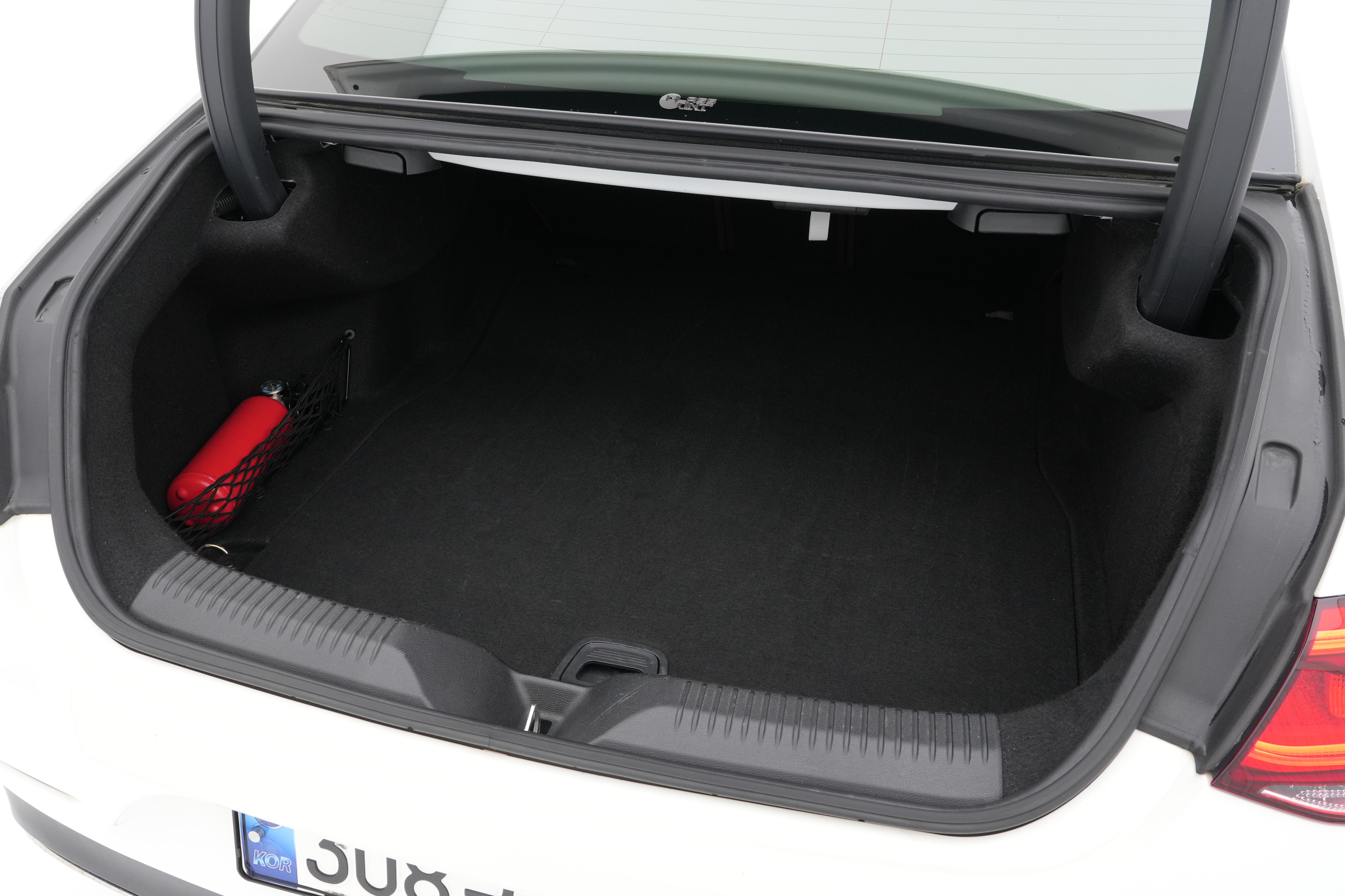 Interior 20