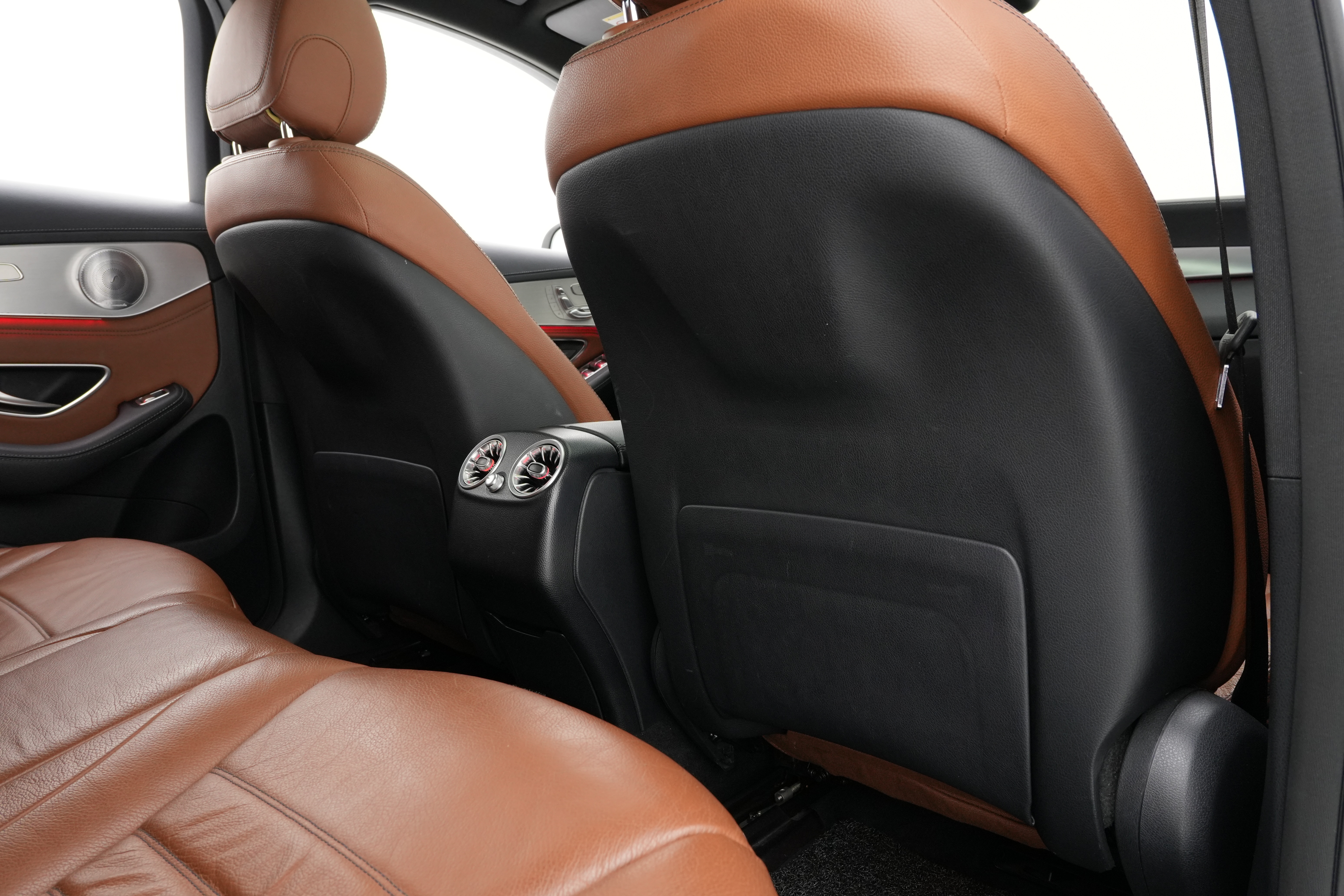 Interior 17