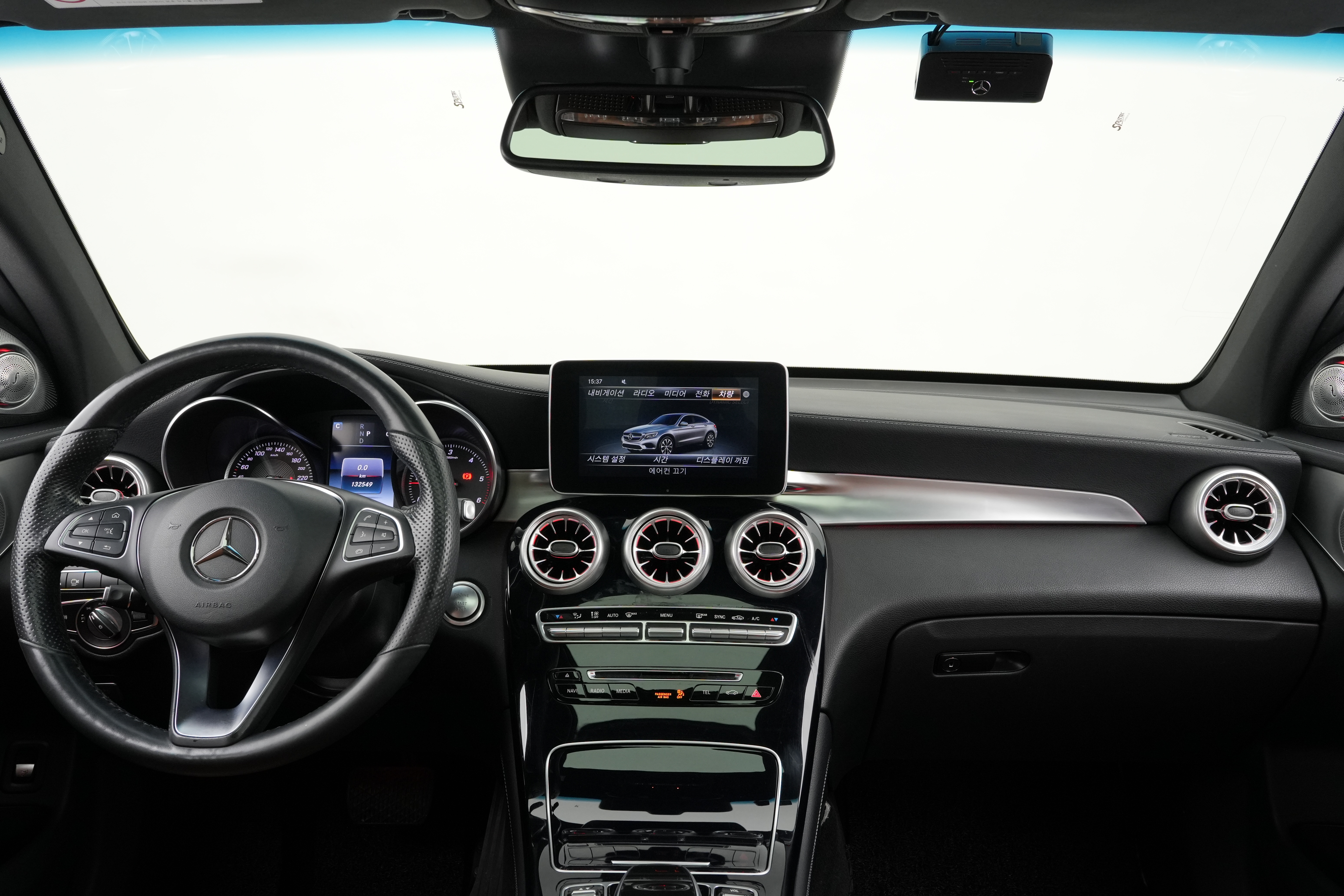 Interior 2