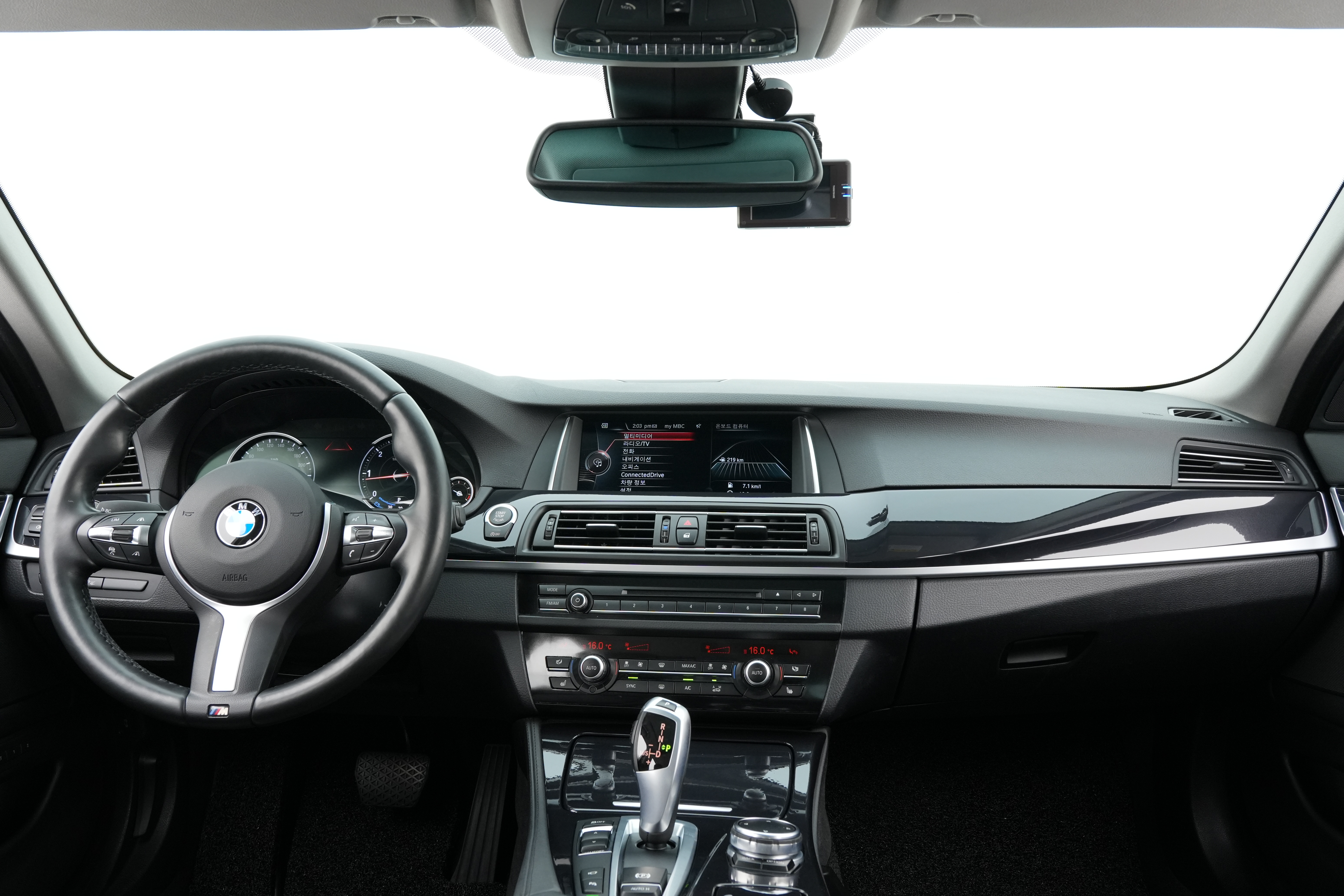 Interior 2