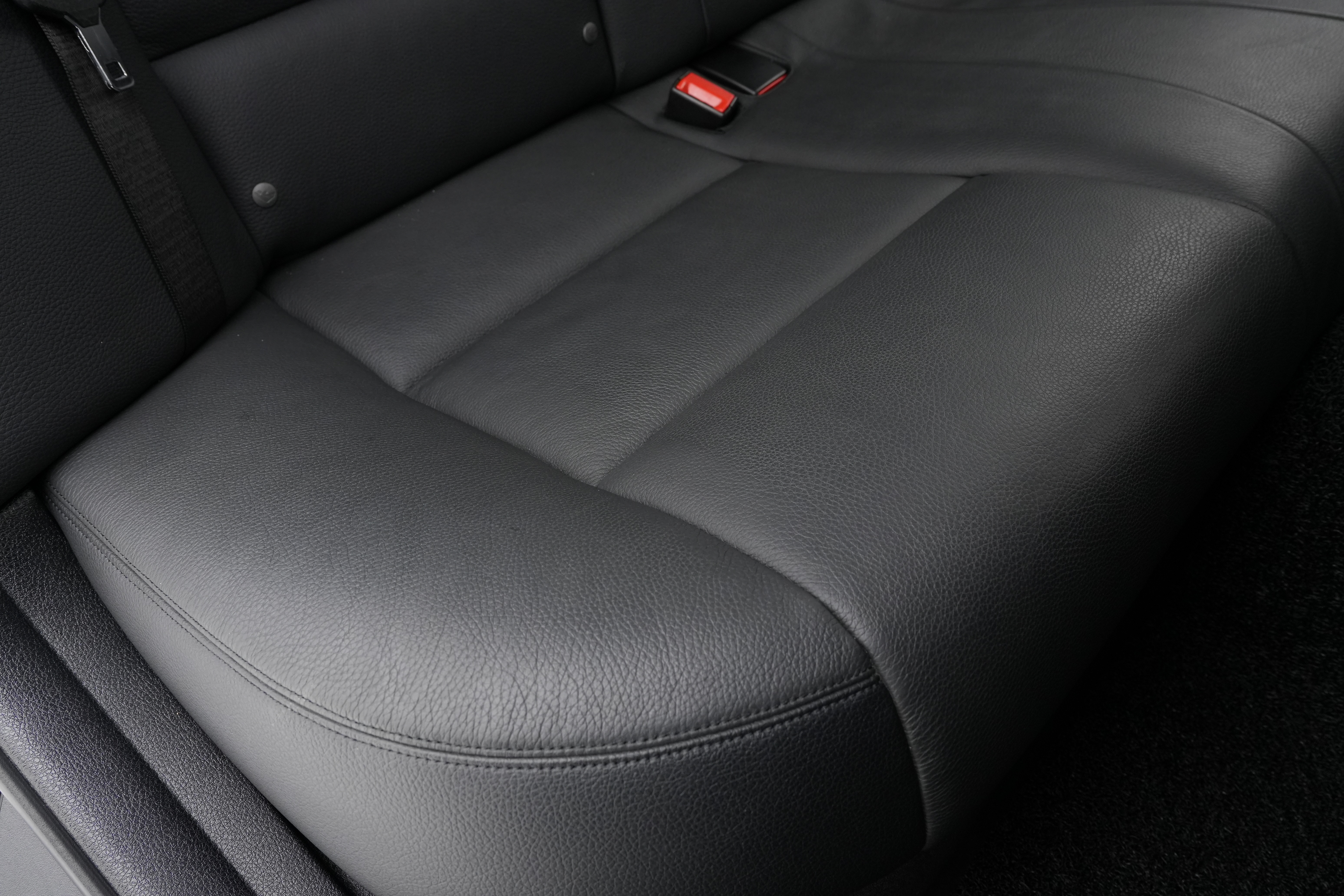 Interior 15