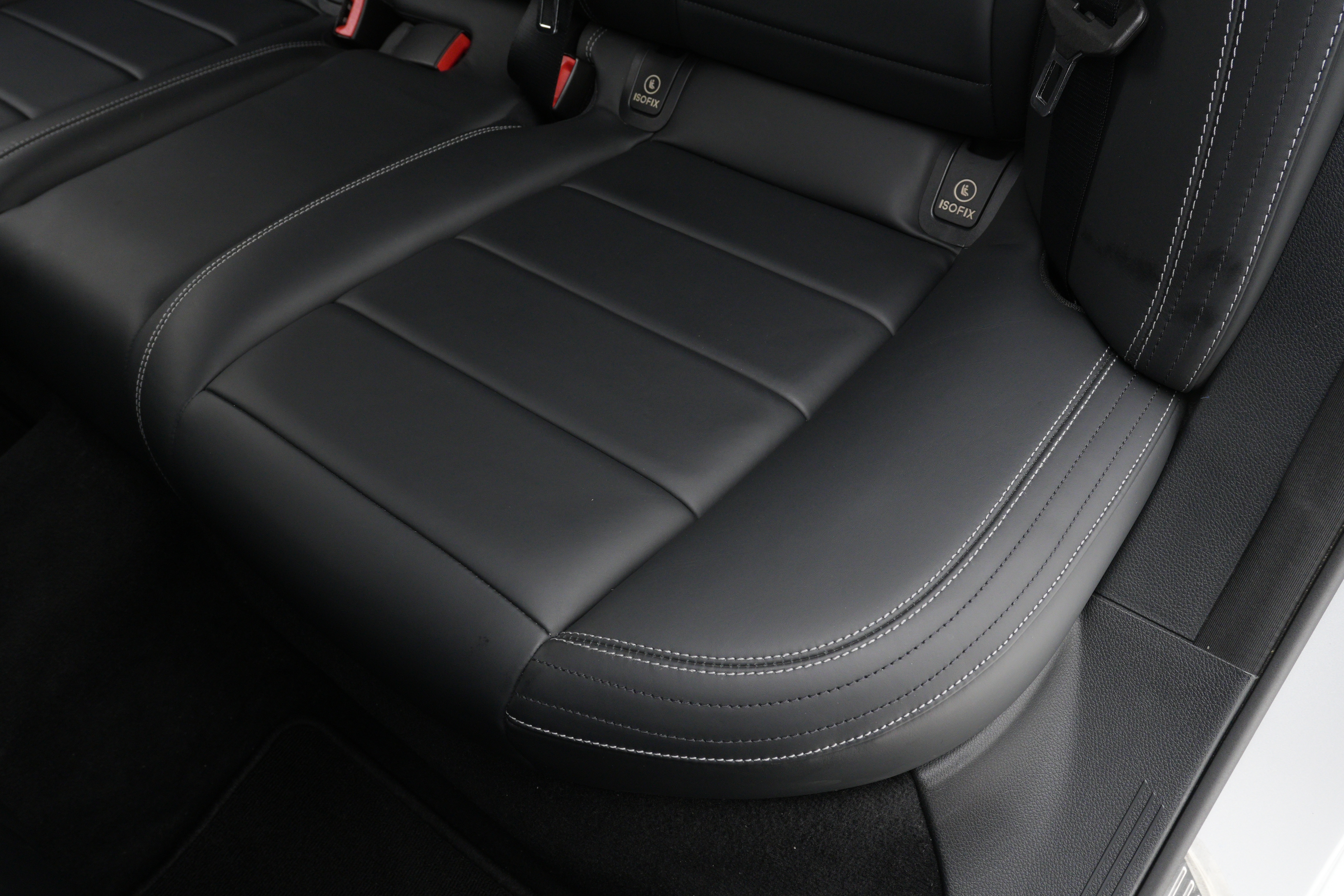 Interior 15