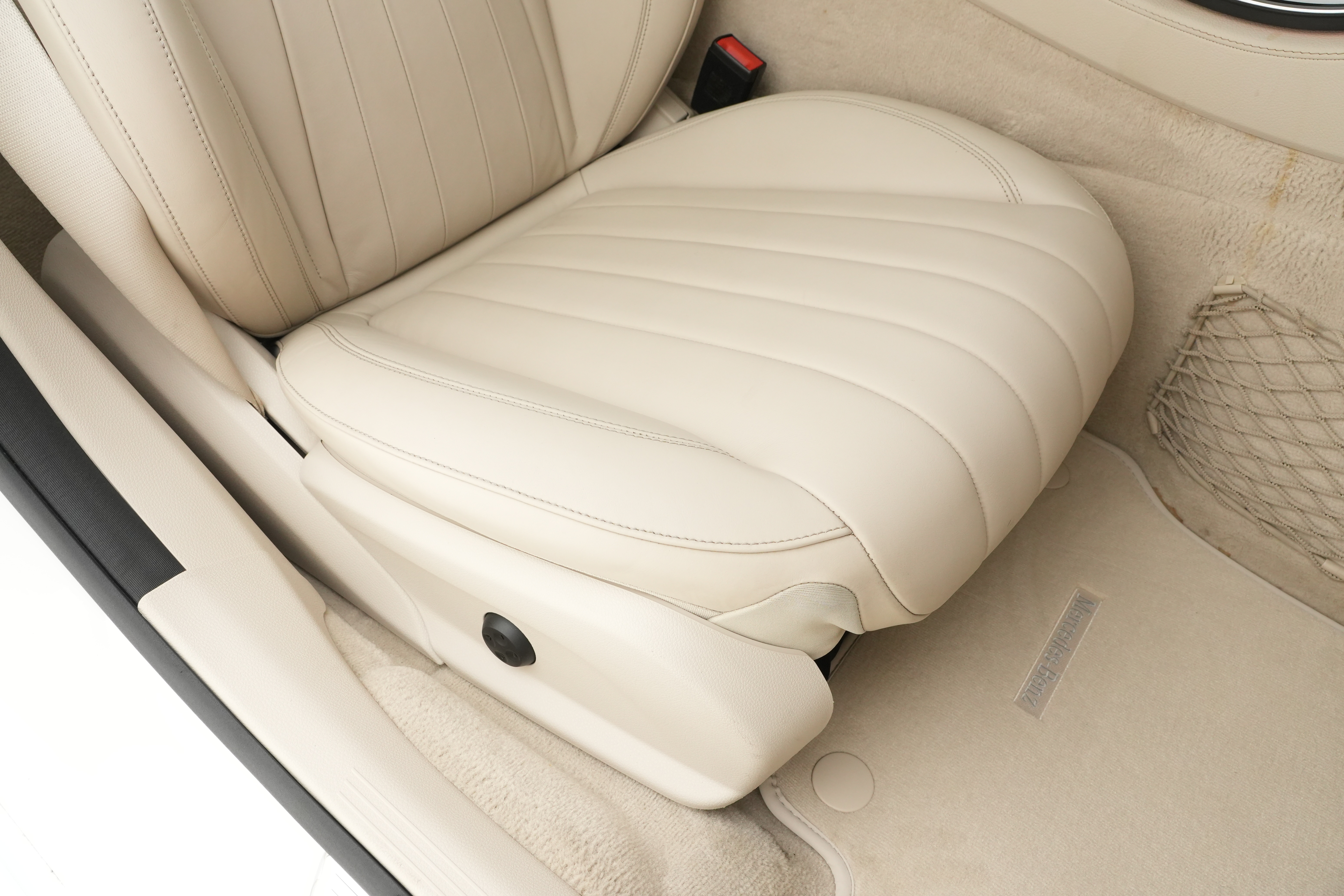 Interior 12