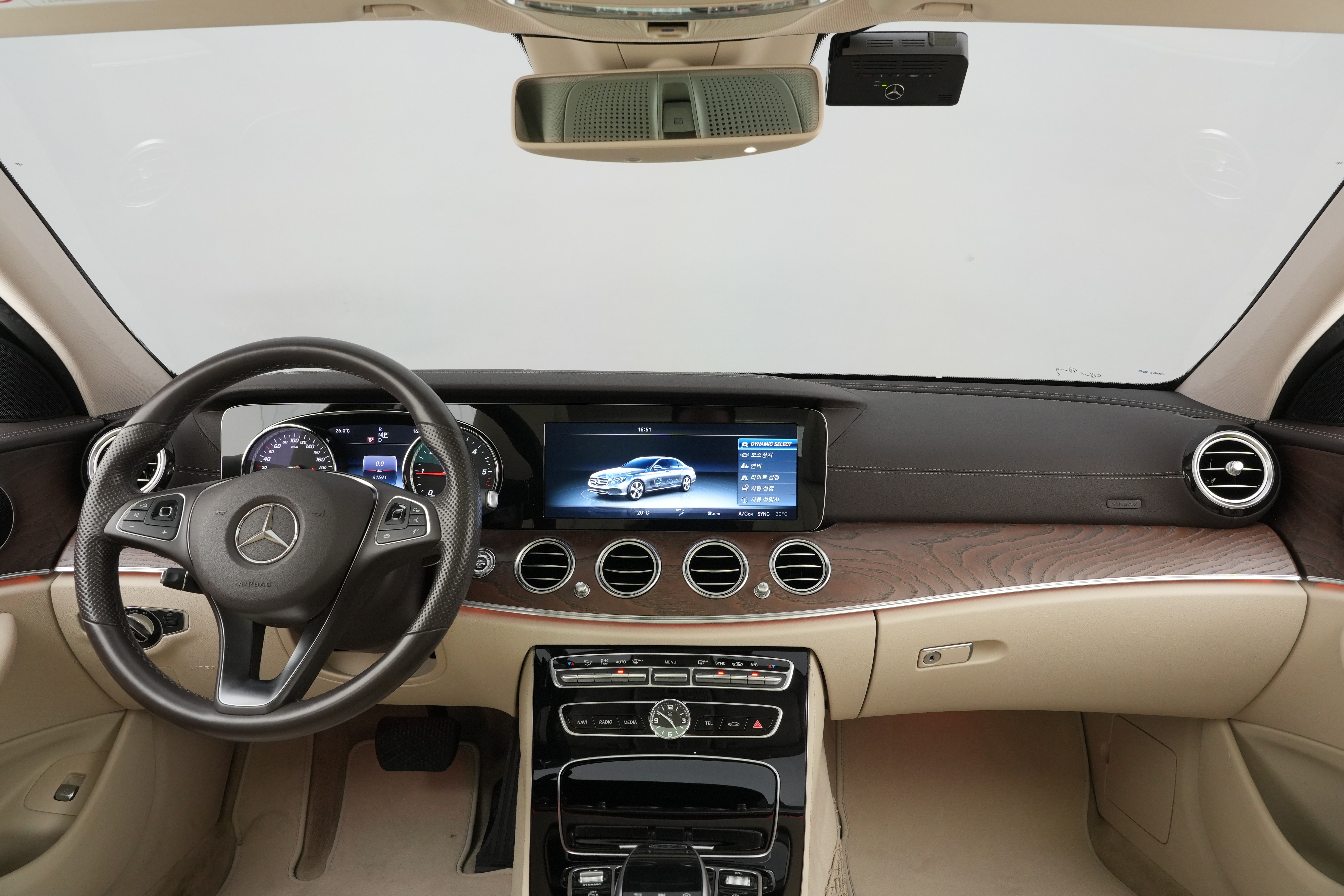 Interior 2