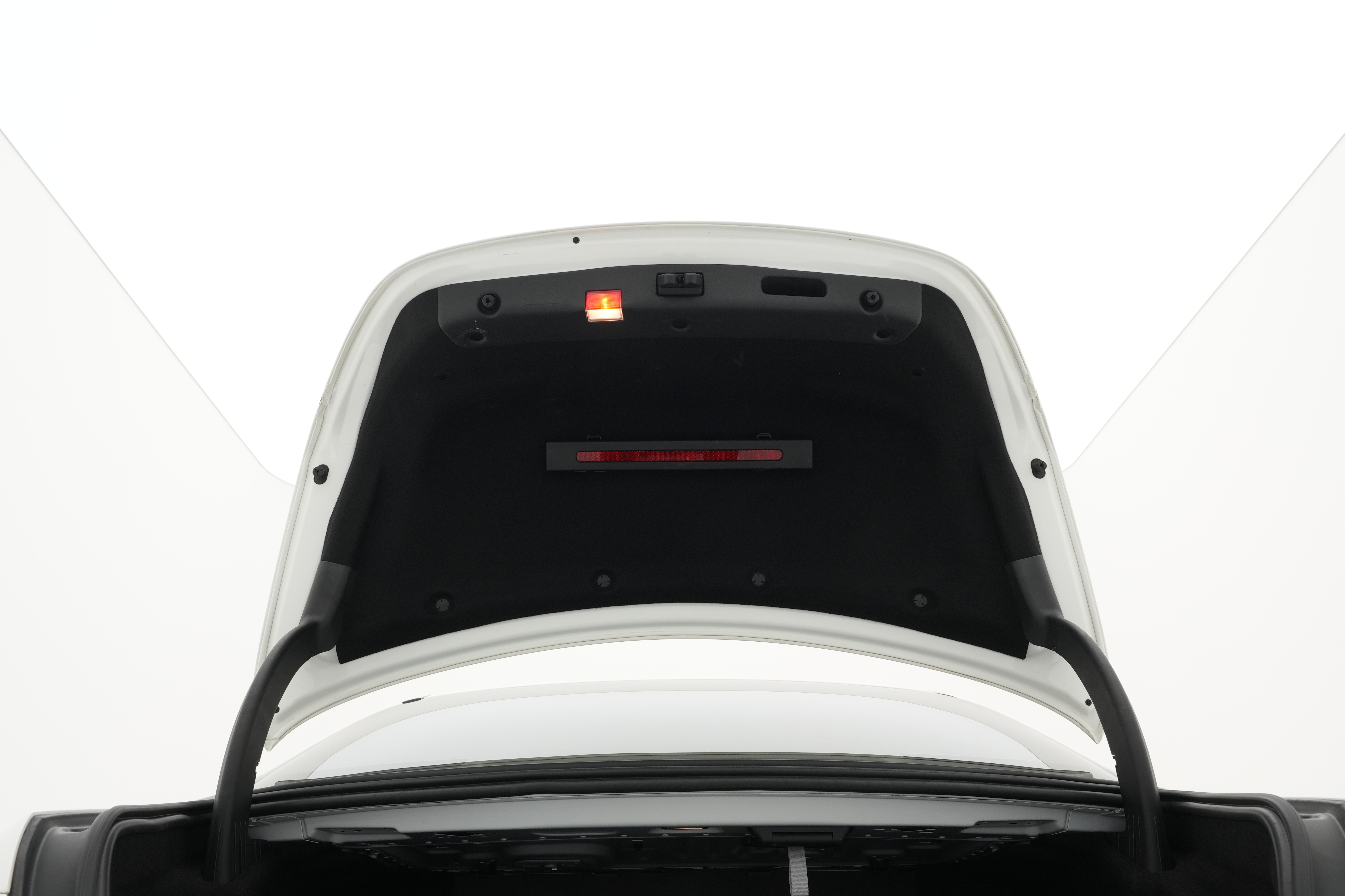 Interior 18