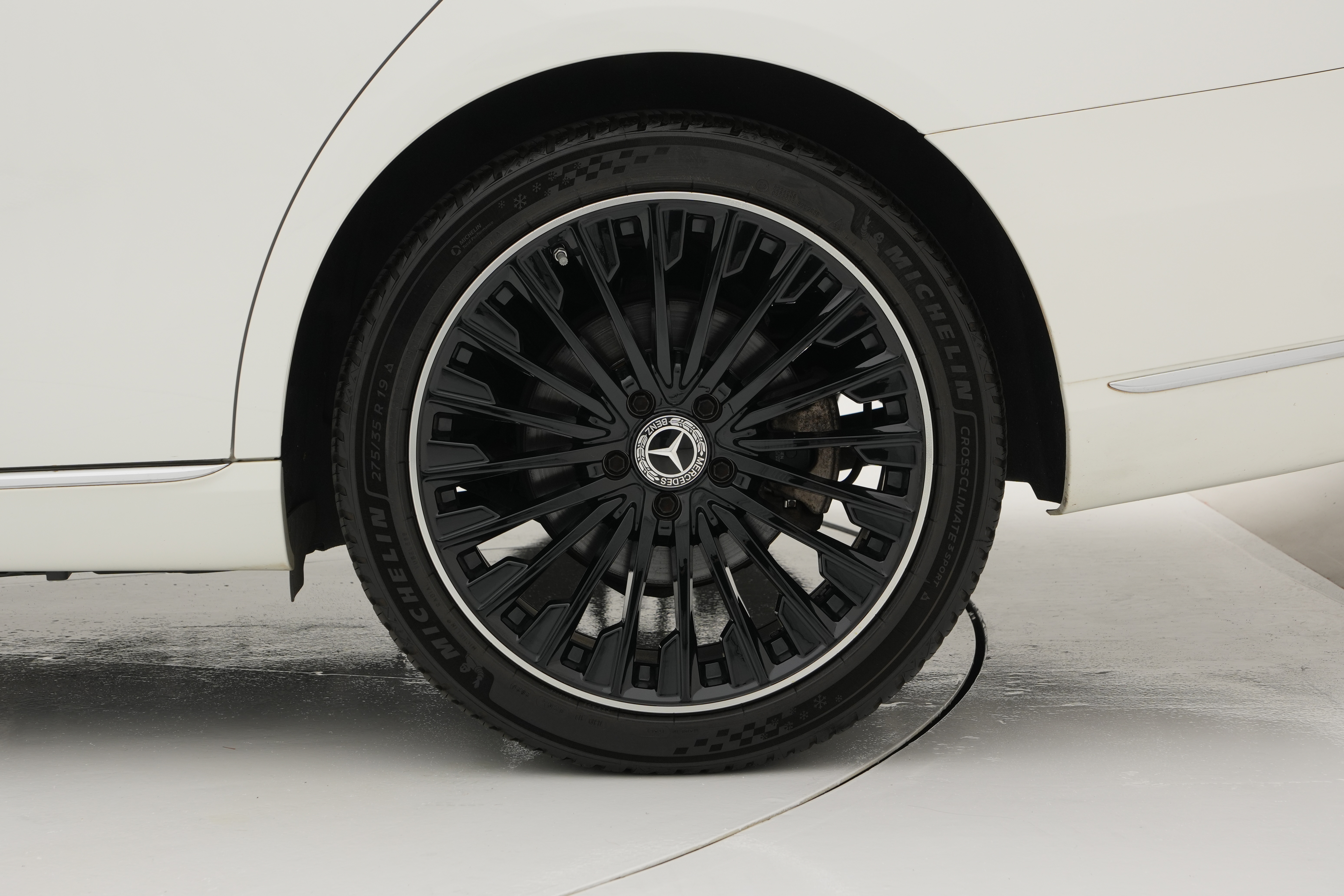 Exterior 15