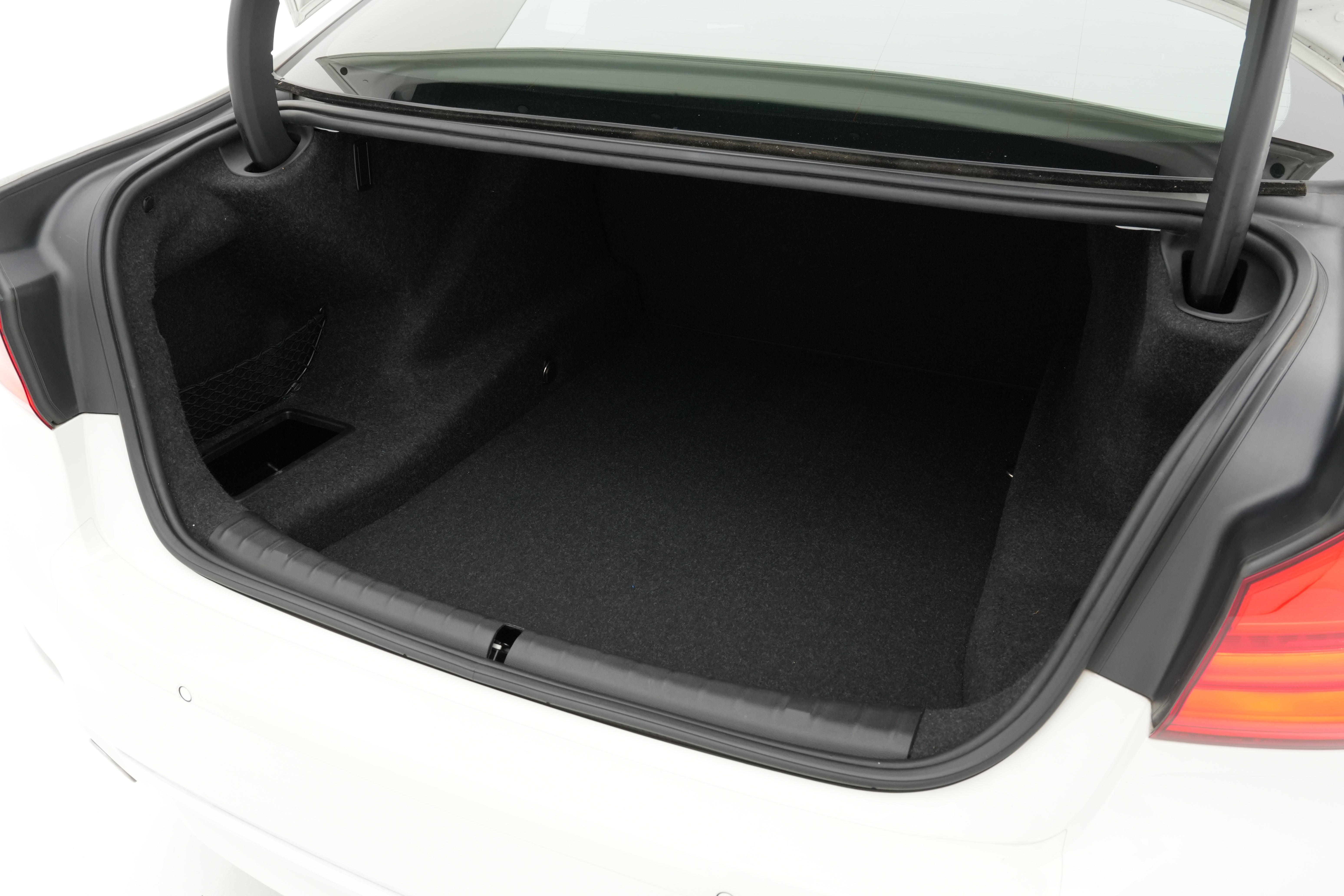 Interior 20