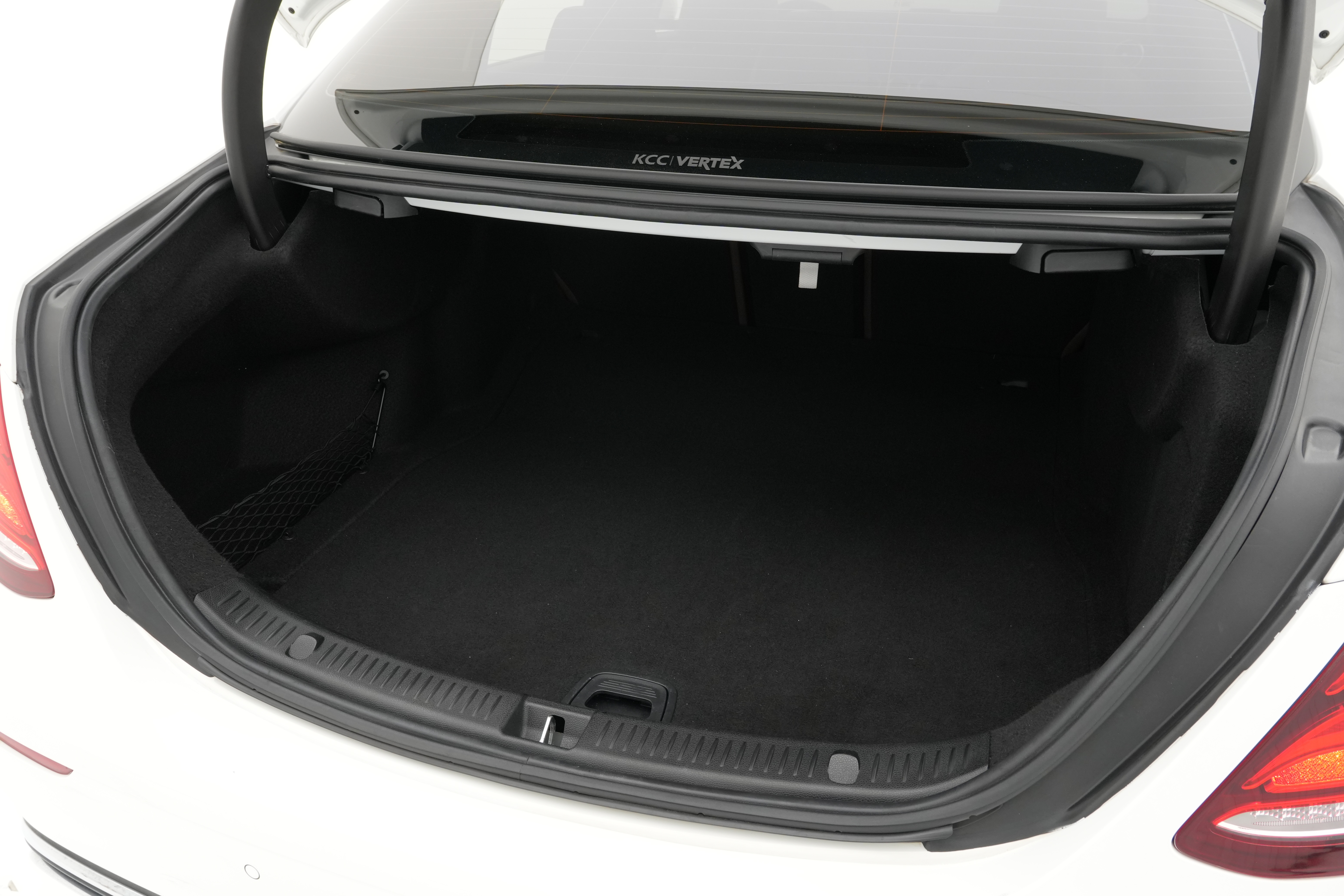 Interior 18