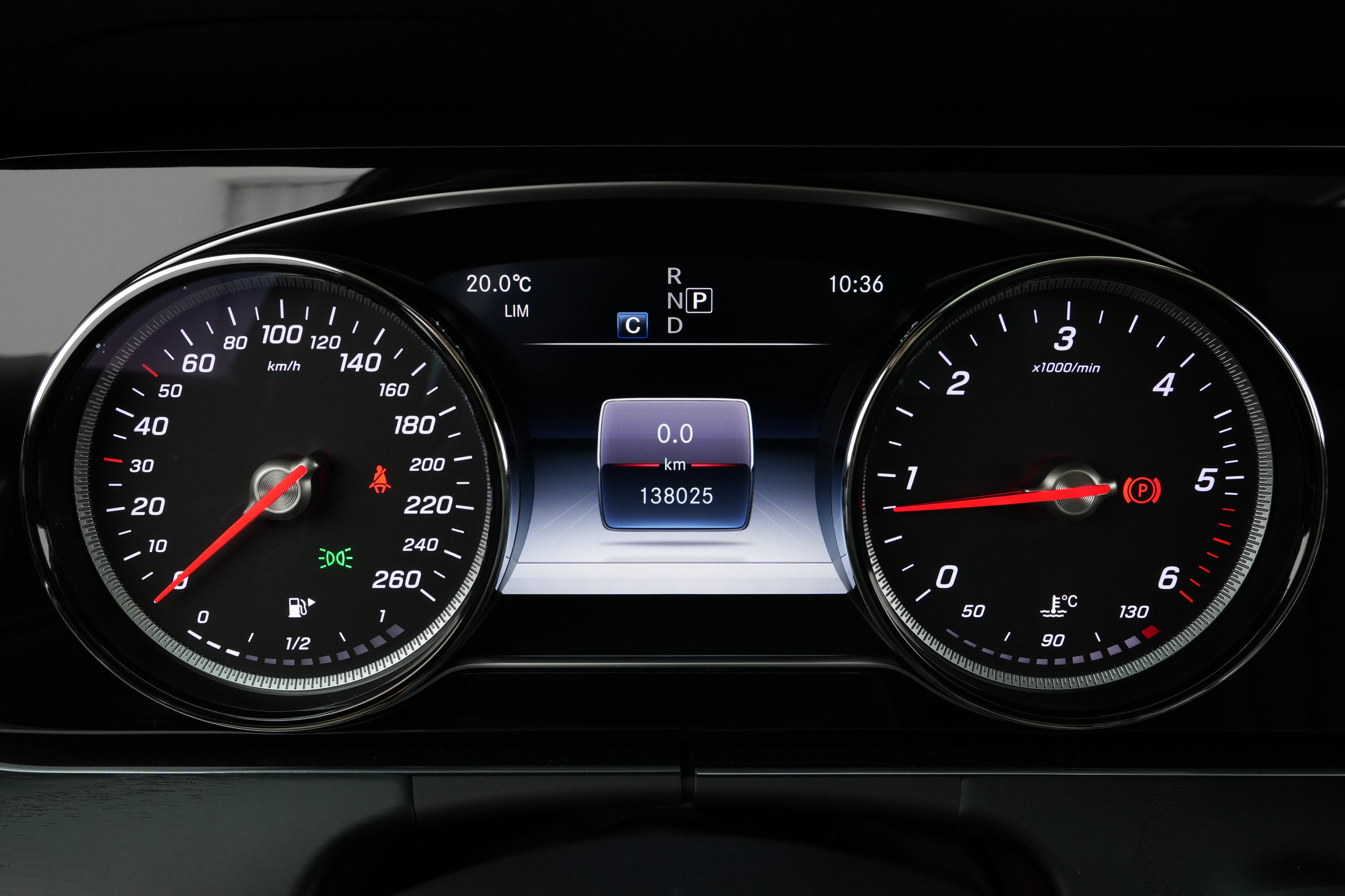 Interior 9