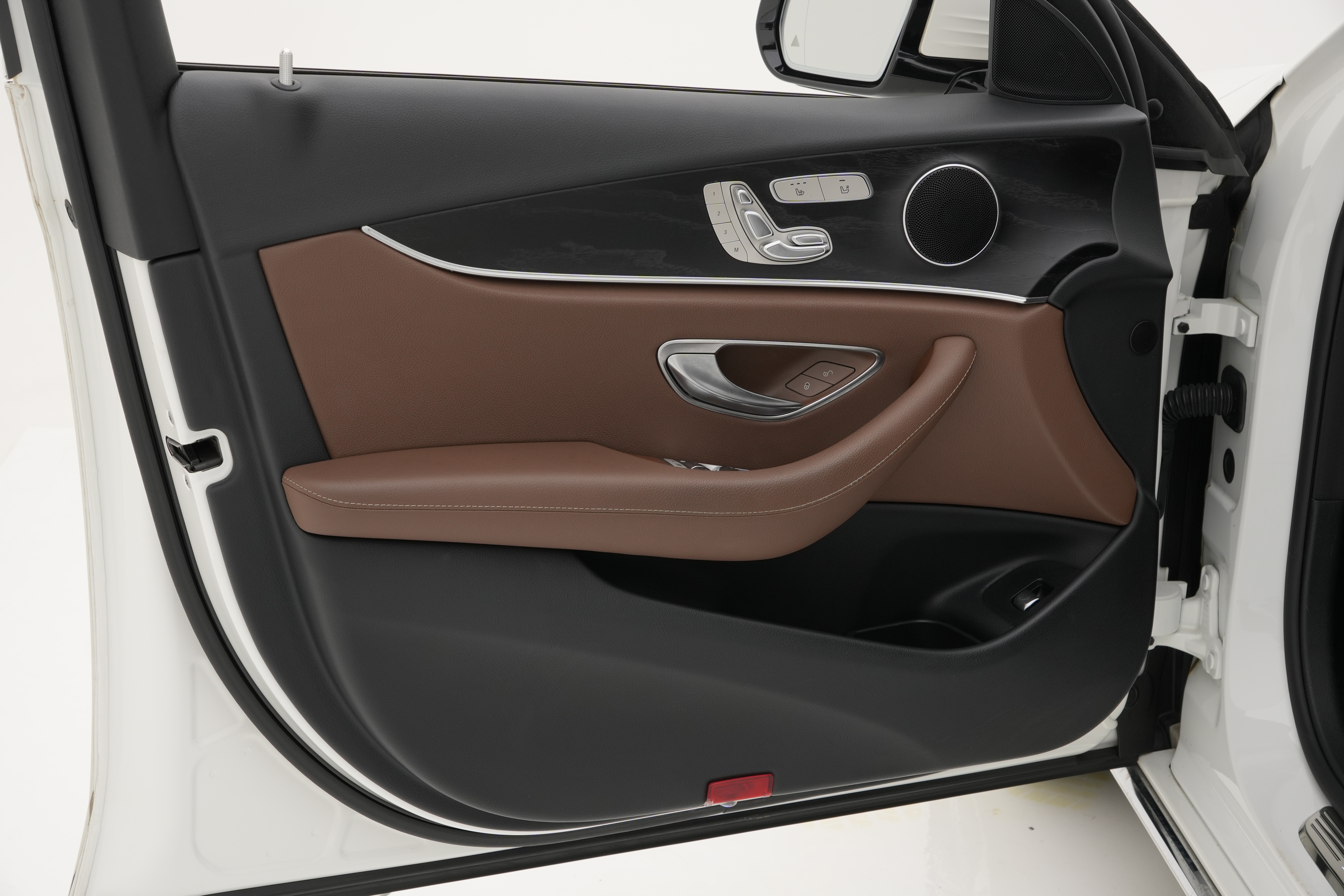 Interior 3