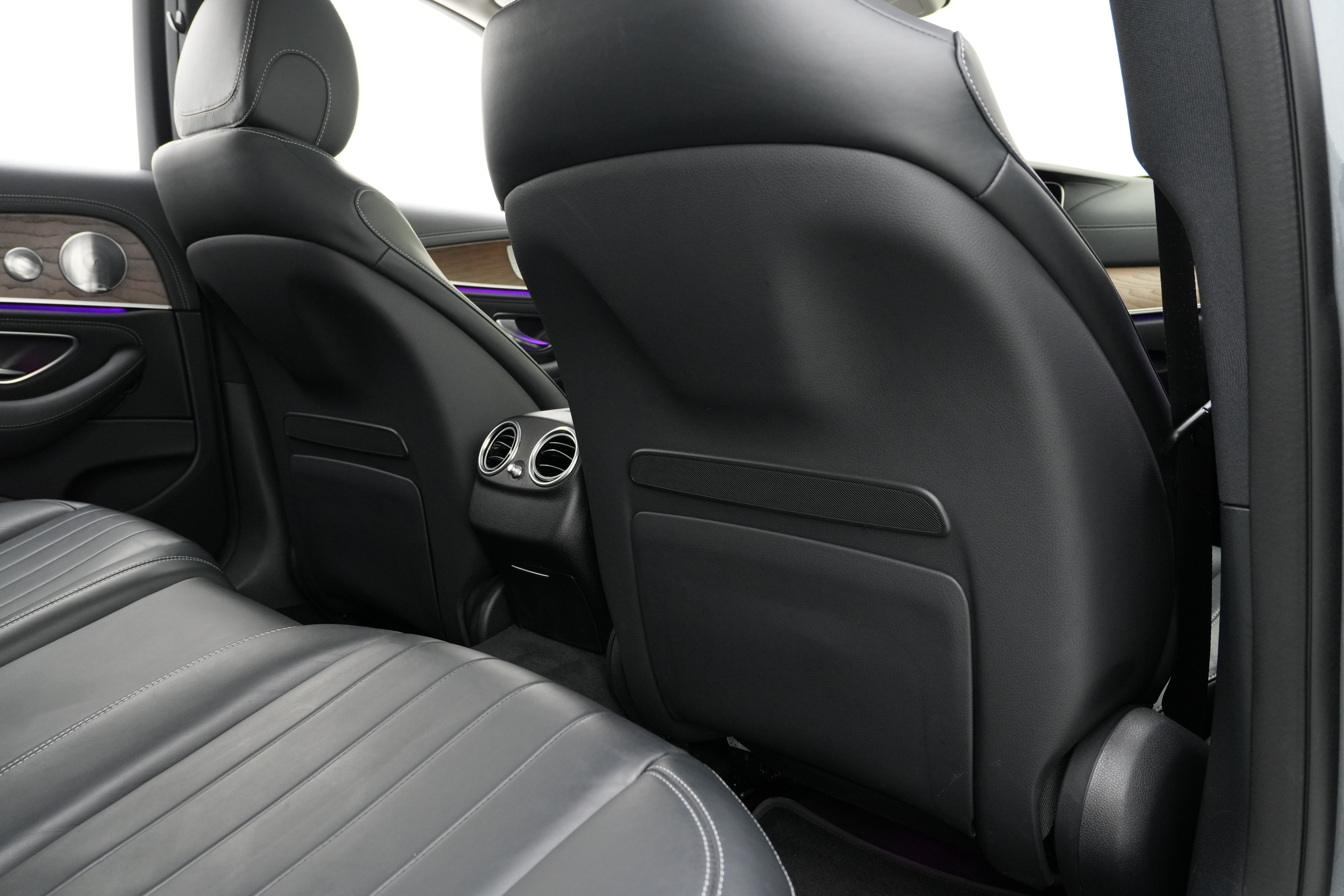 Interior 18