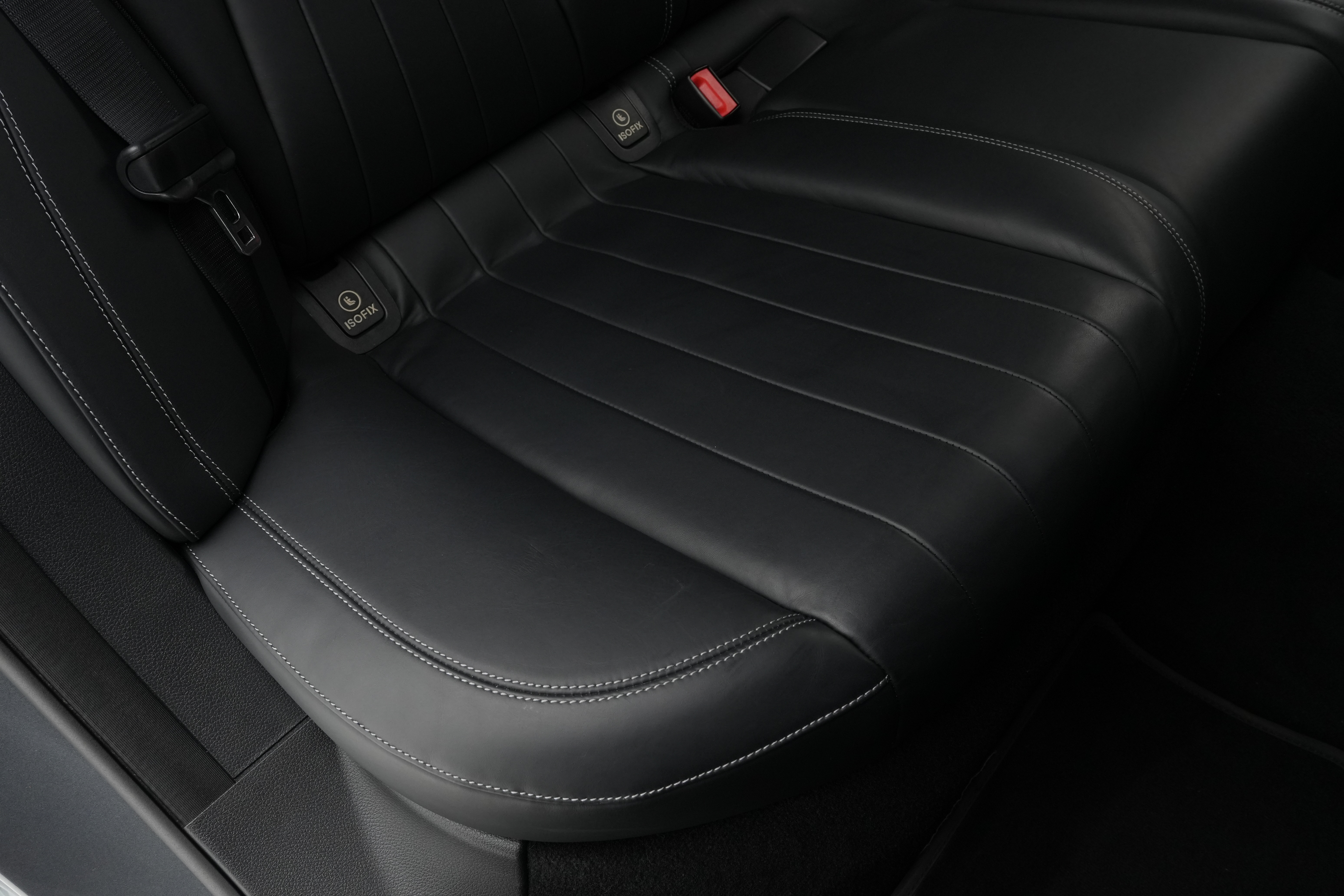 Interior 15