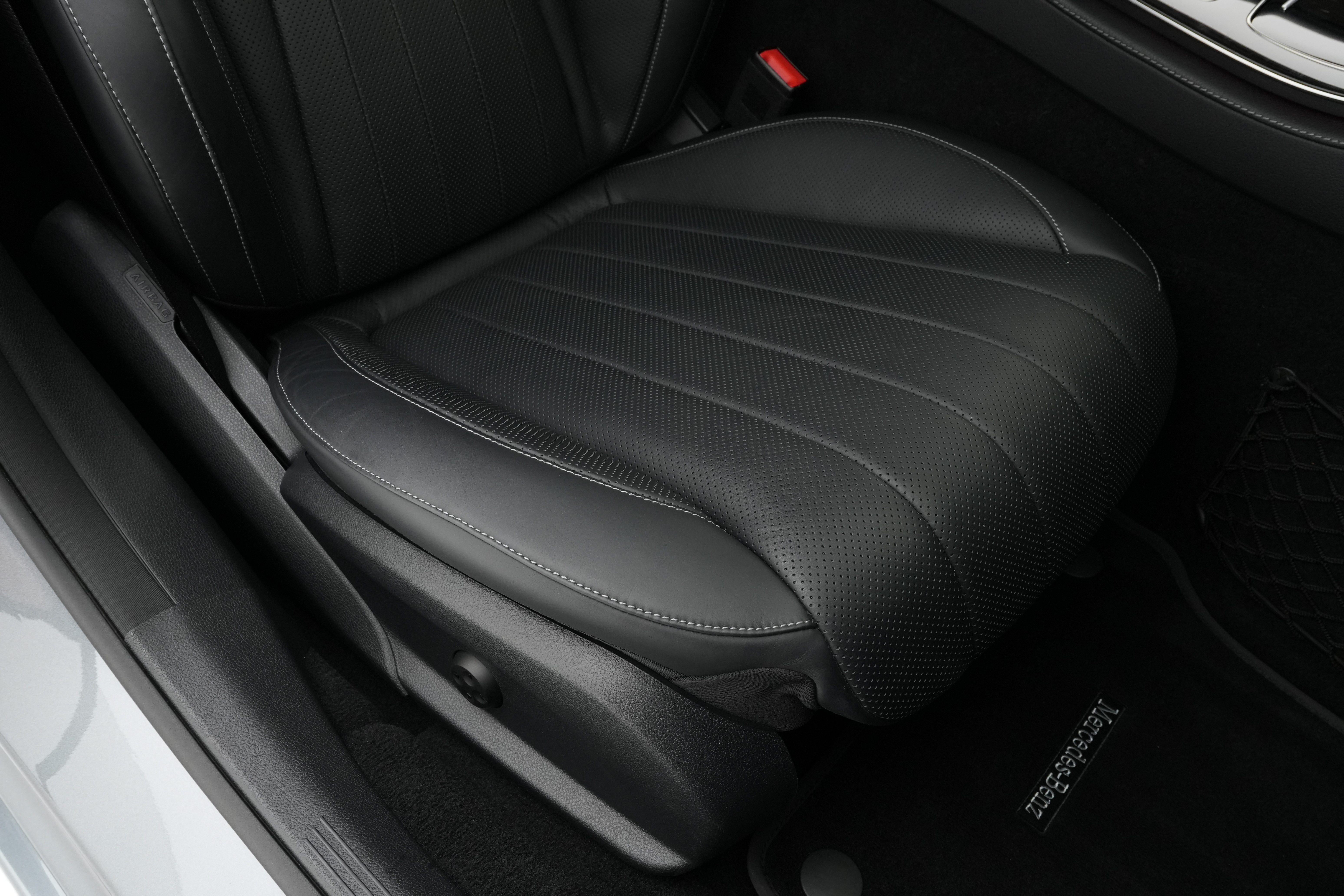 Interior 13