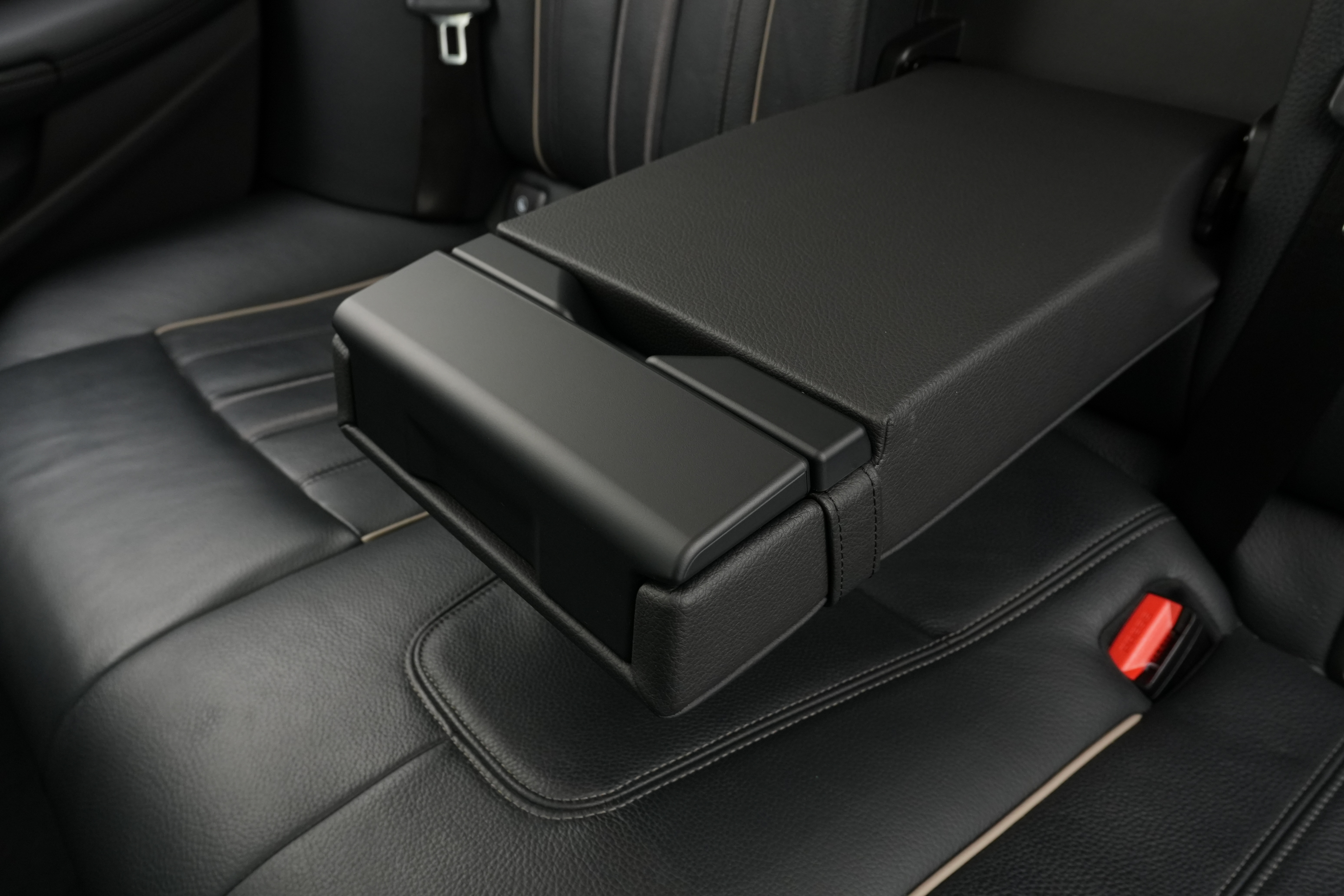 Interior 17