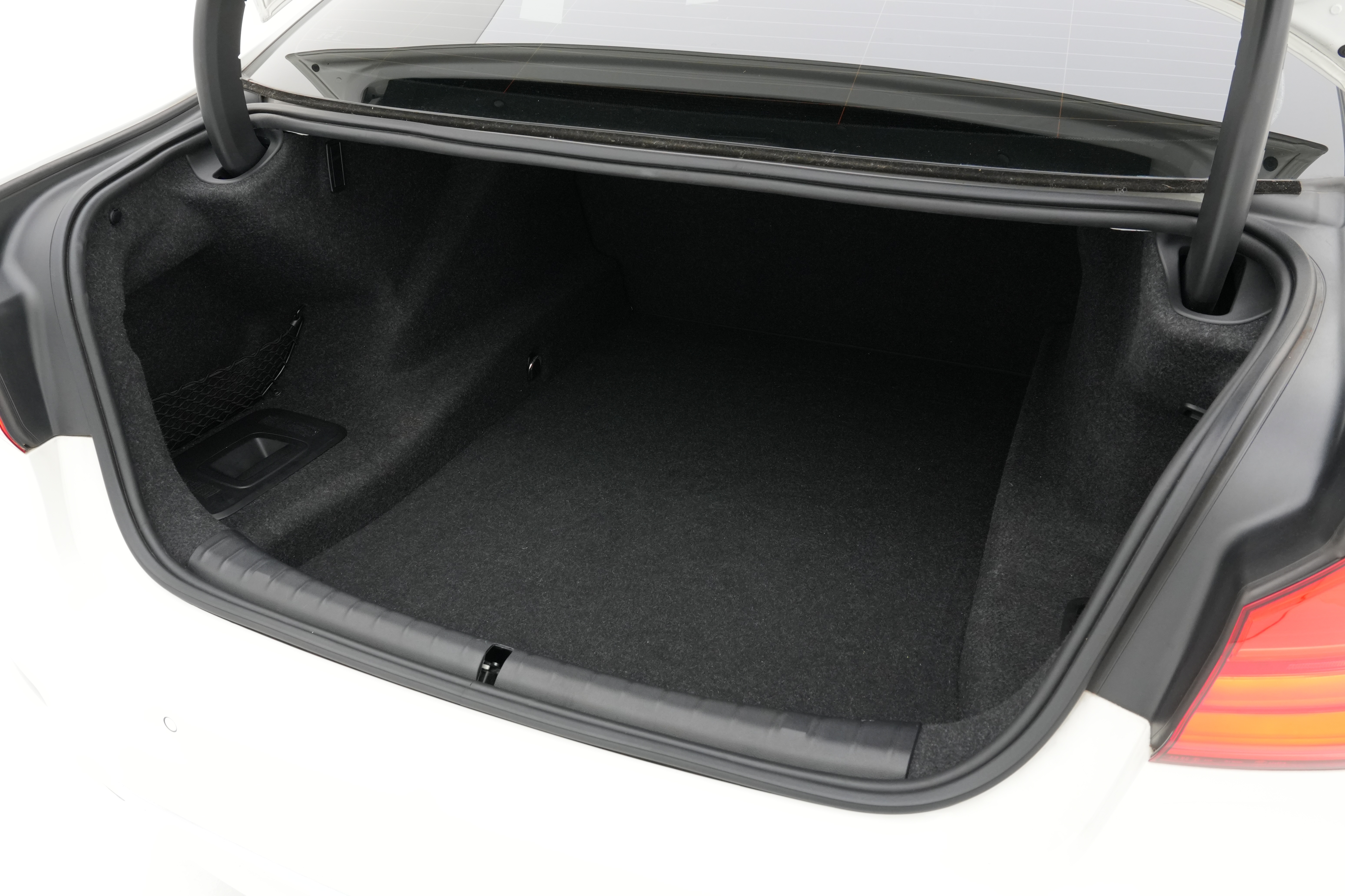 Interior 20