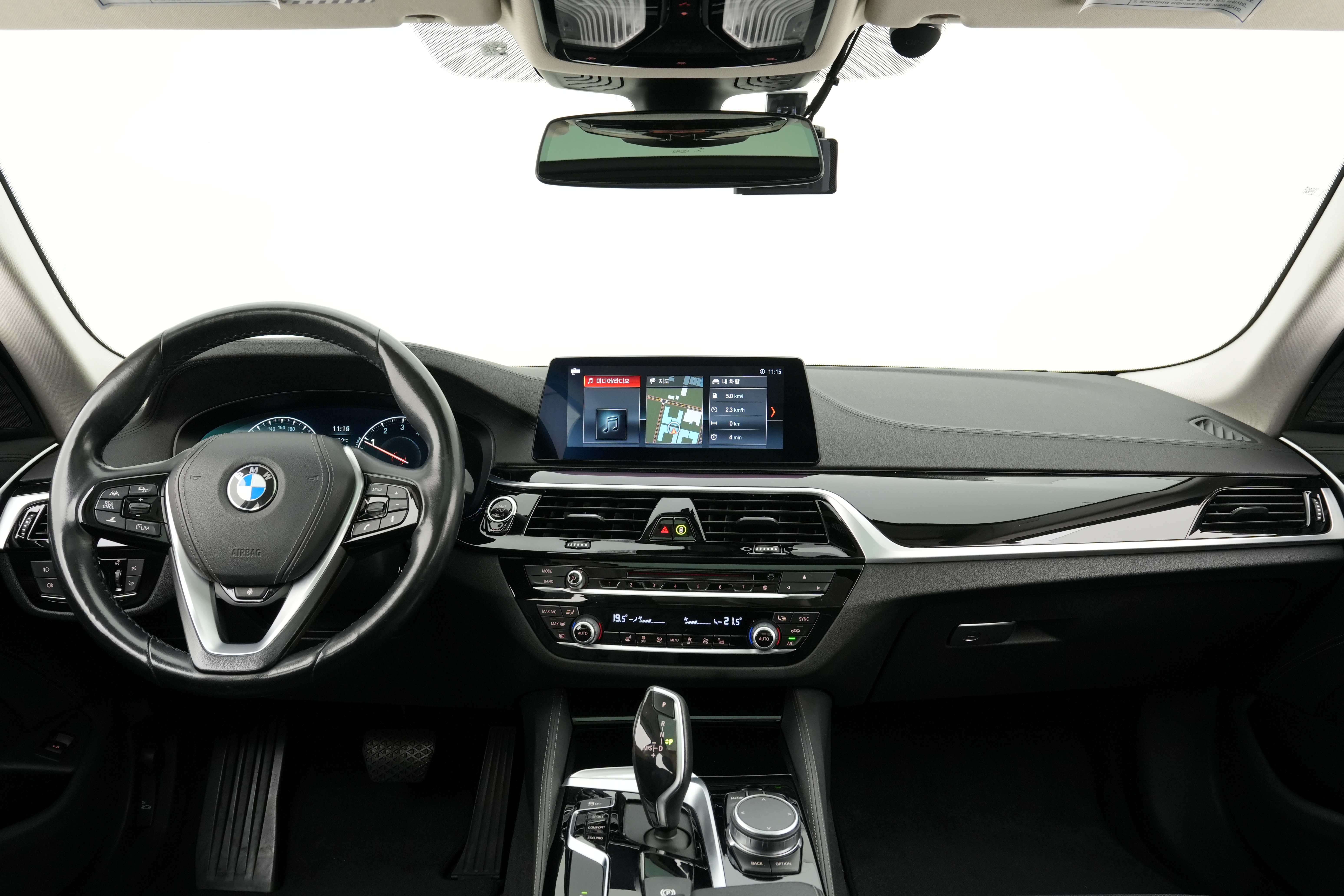 Interior 2