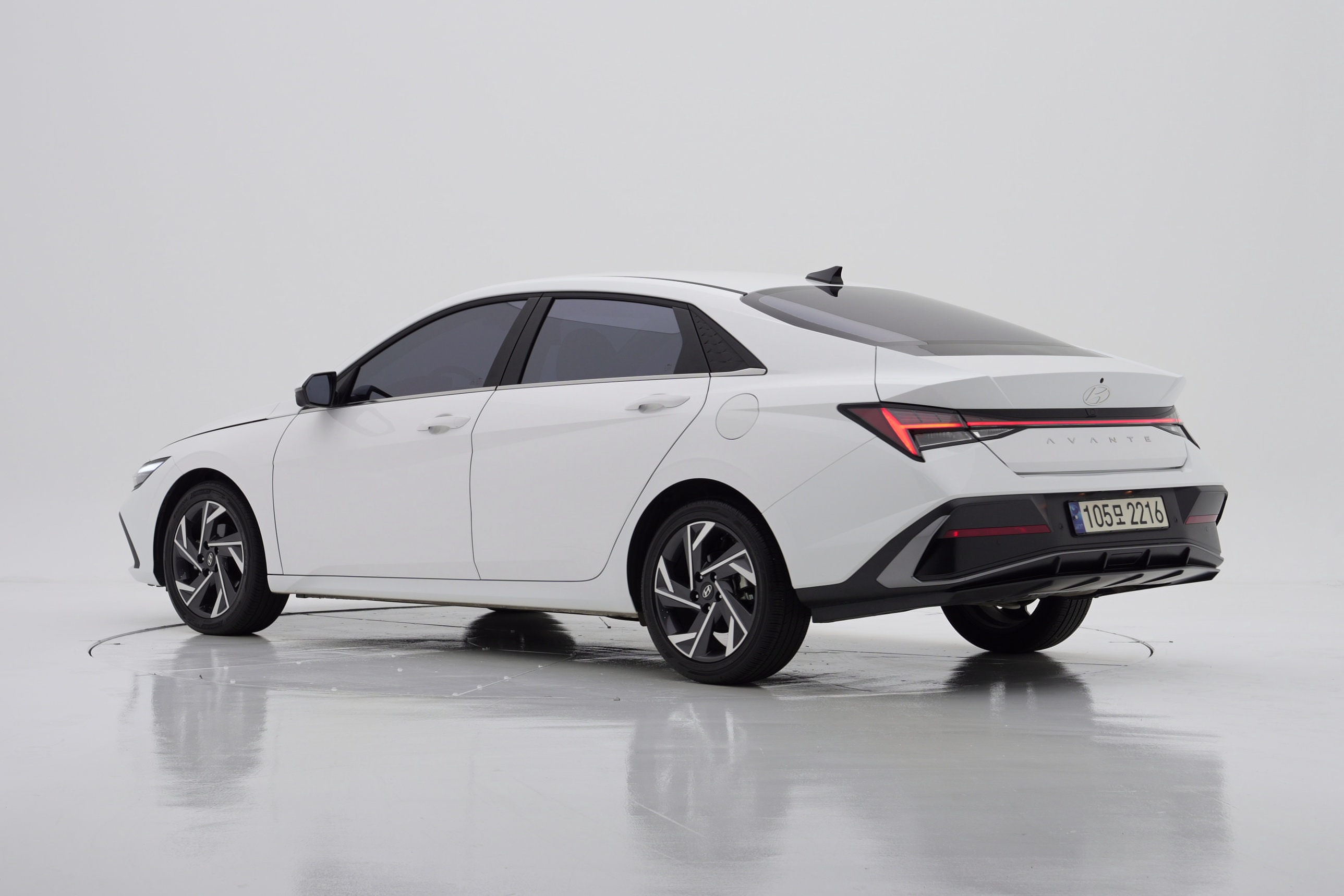 Hyundai The New Avante (CN7) 1.6 Inspiration 2024 — фото 4