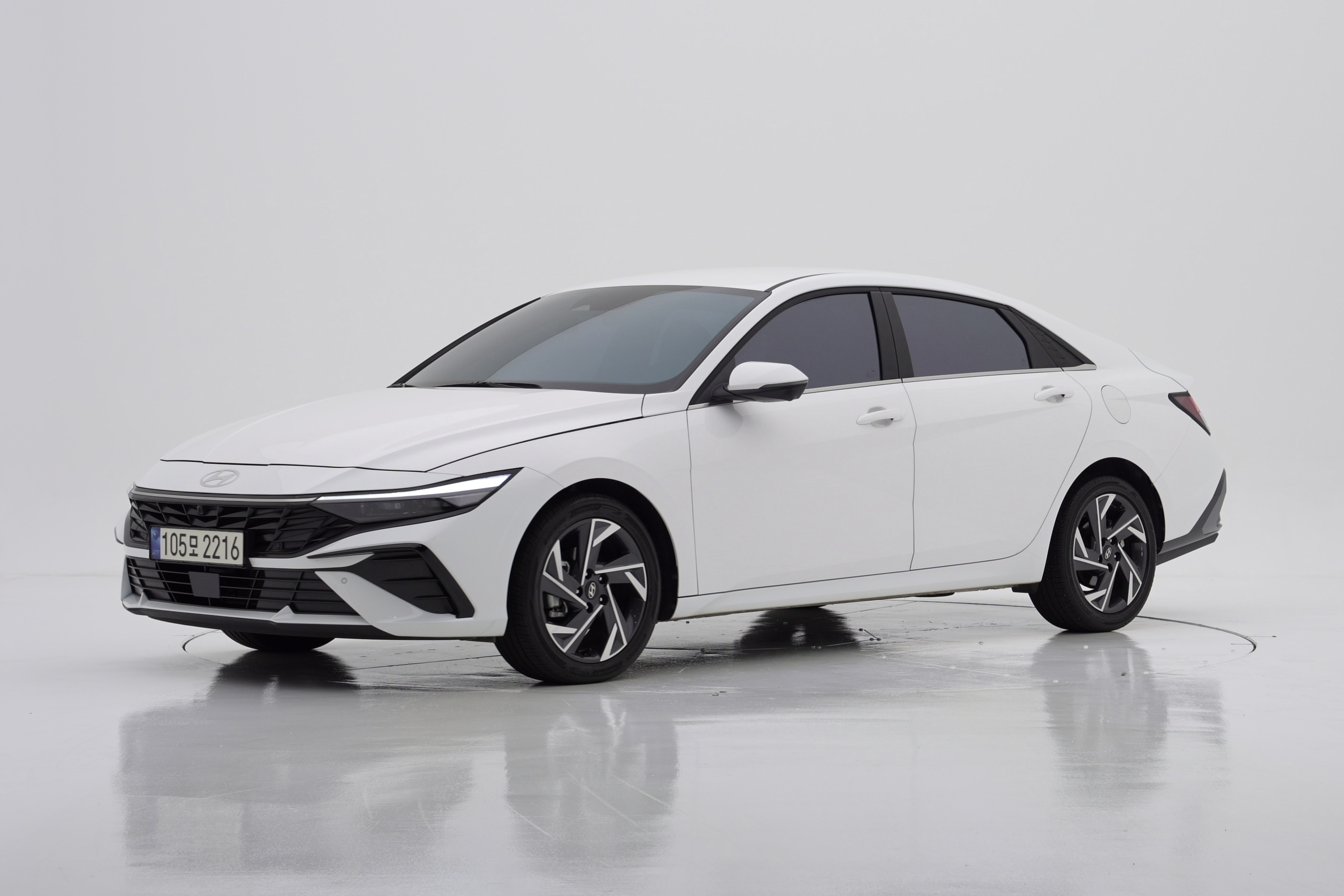 Hyundai The New Avante (CN7) 1.6 Inspiration 2024 — фото 2