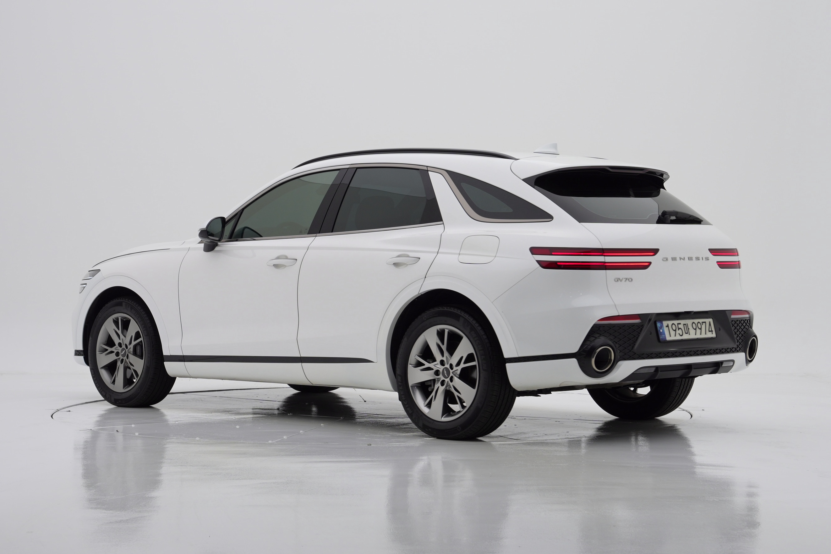 Genesis GV70 2.5T GASOLINE 2WD — фото 4