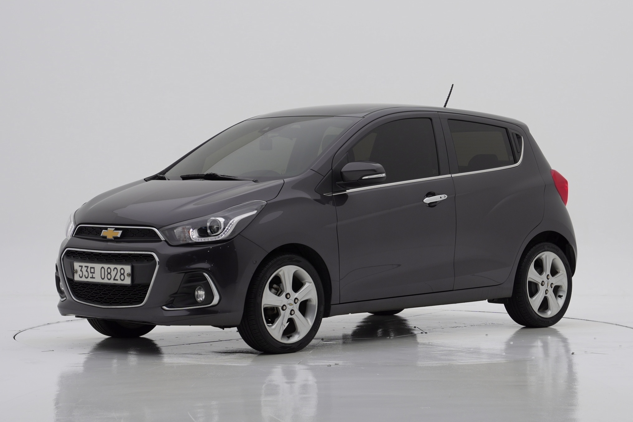 Chevrolet The Next Spark LTZ 2016 — фото 2