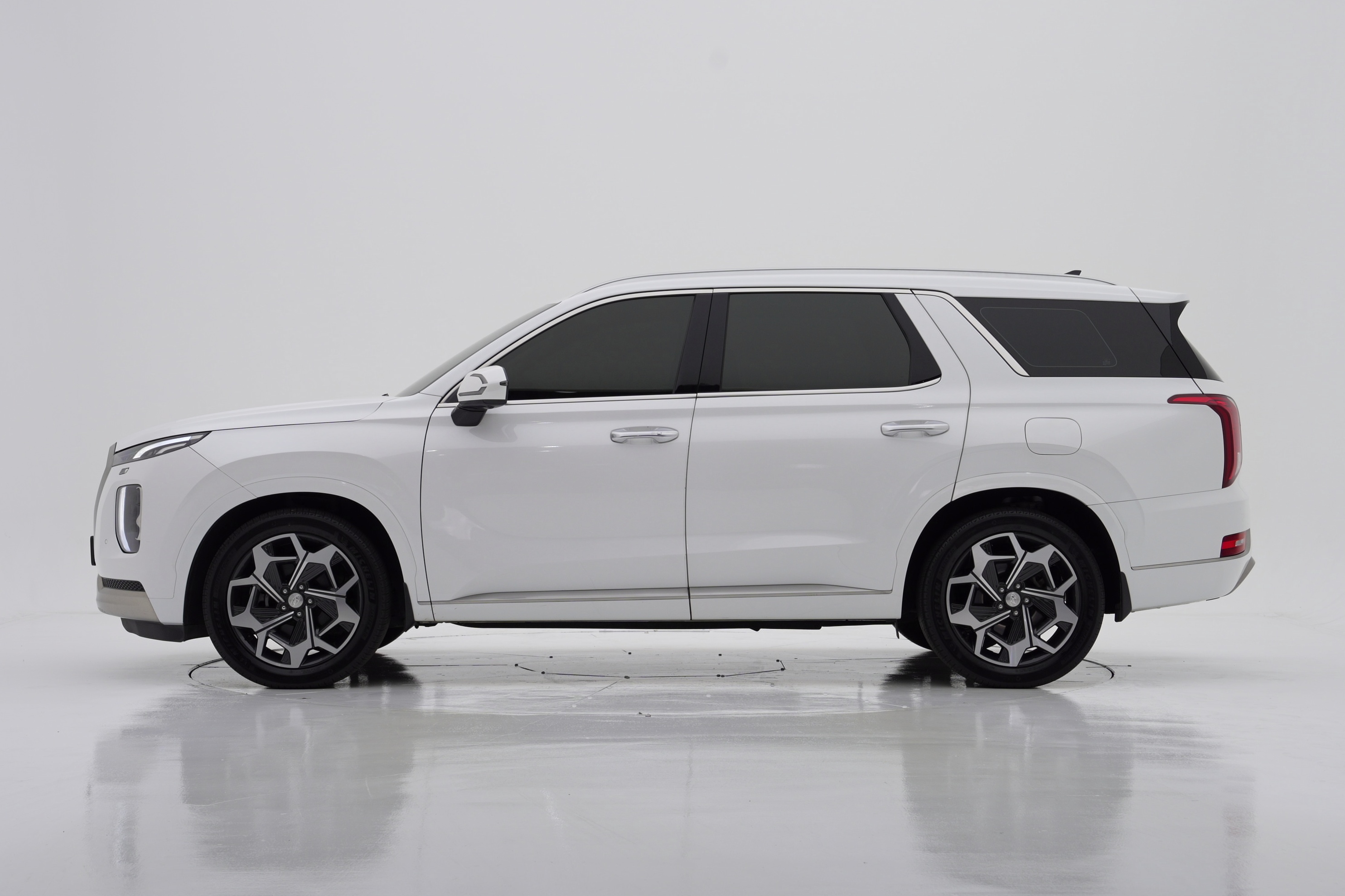 Hyundai Palisade Gasoline 3.8 2WD Calligraphy 7-seat+ 2022 — фото 3