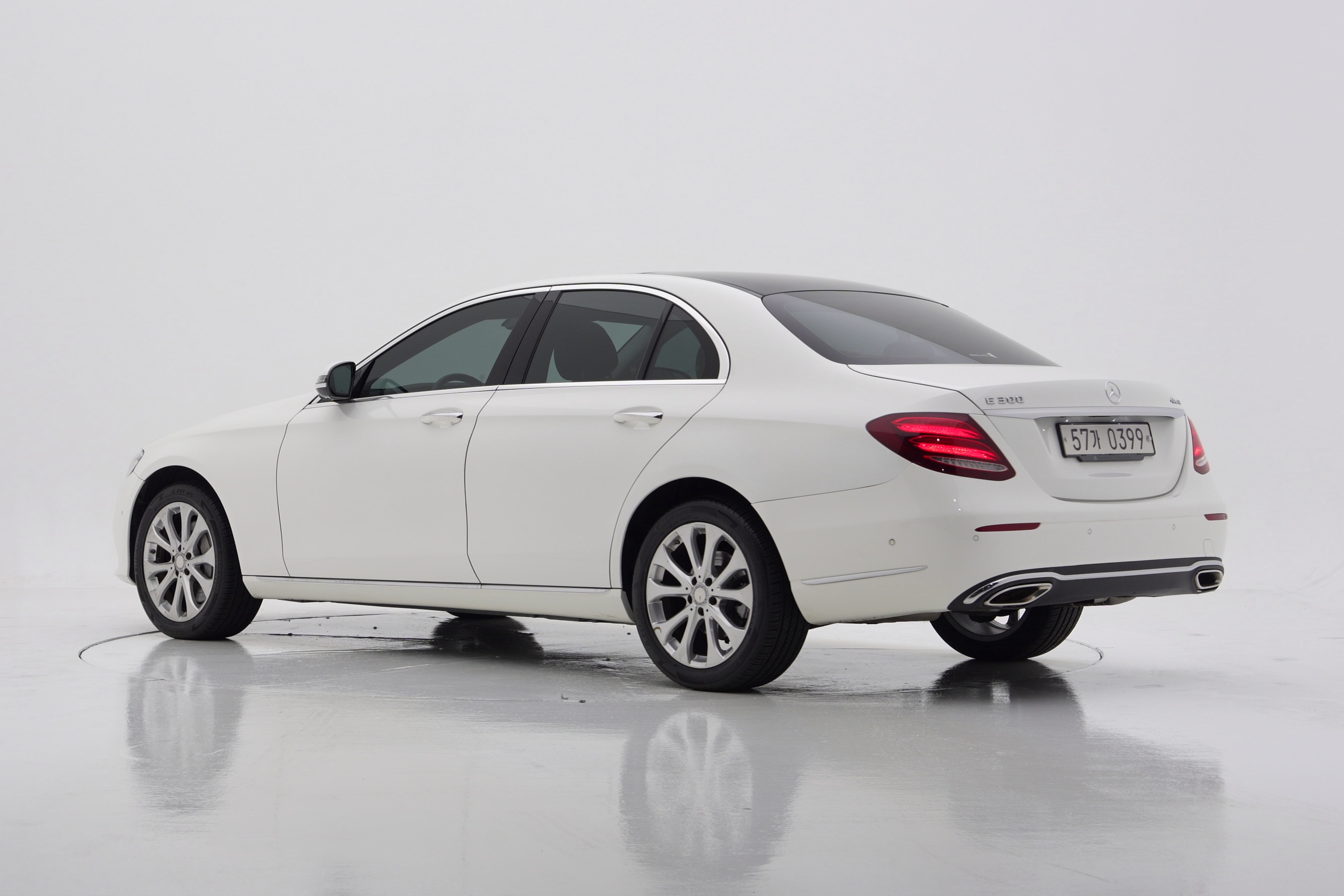 Mercedes-Benz E-Class (W213) E300 4MATIC EXCLUSIVE — фото 4