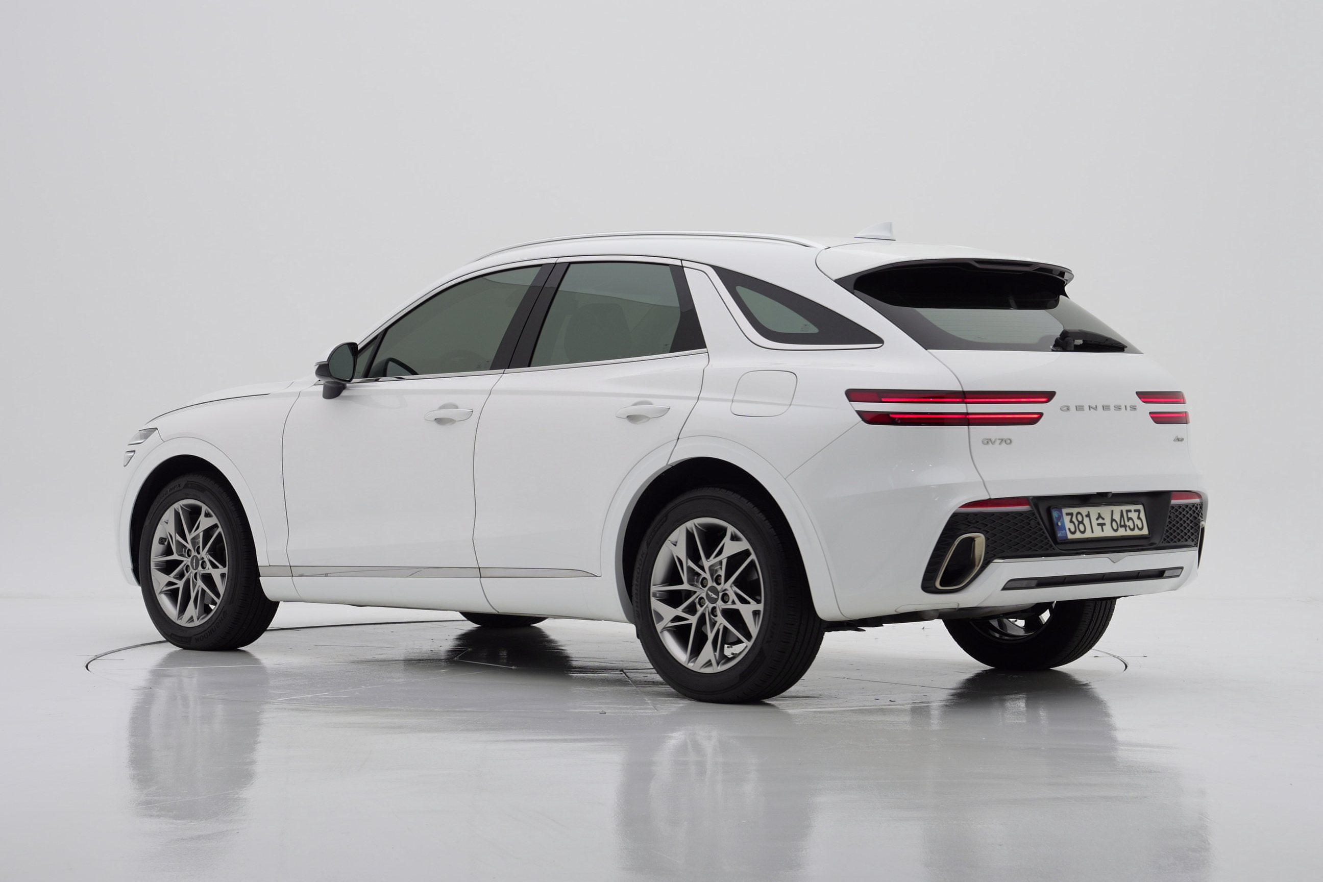 Genesis GV70 2.5T GASOLINE 2WD 2021 — фото 4