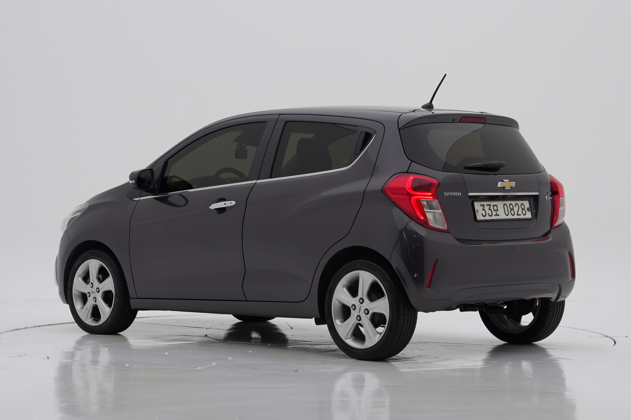 Chevrolet The Next Spark LTZ 2016 — фото 4