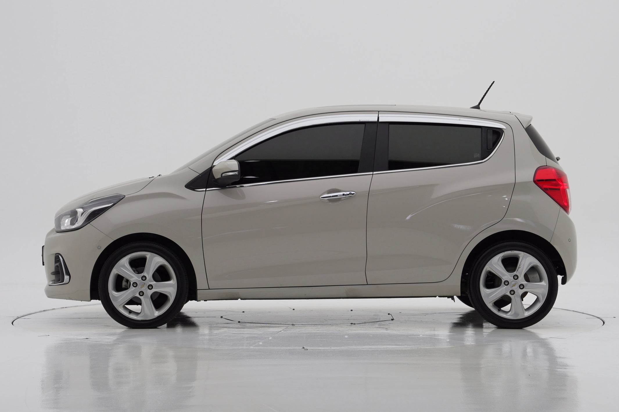 Chevrolet The Next Spark LTZ — фото 3