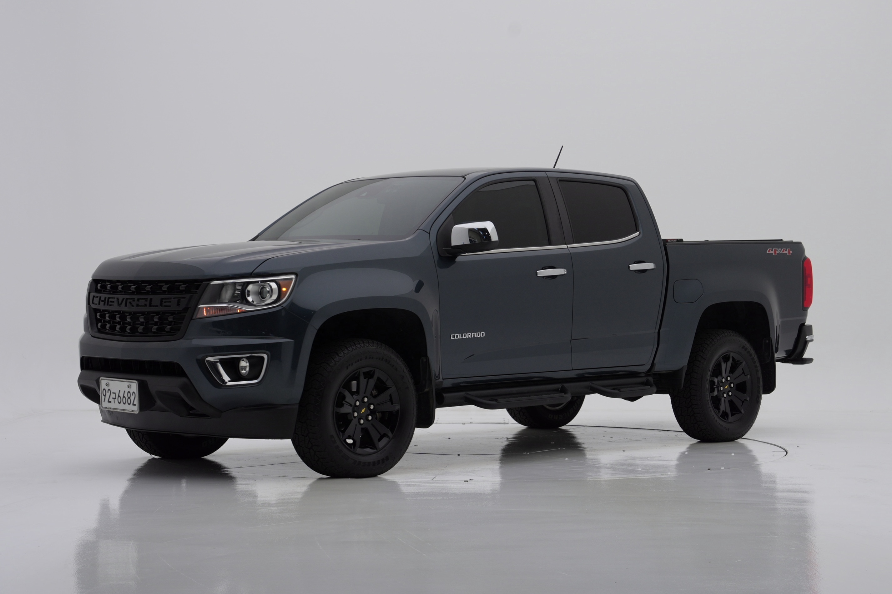 Chevrolet Colorado 4WD Extreme — фото 2