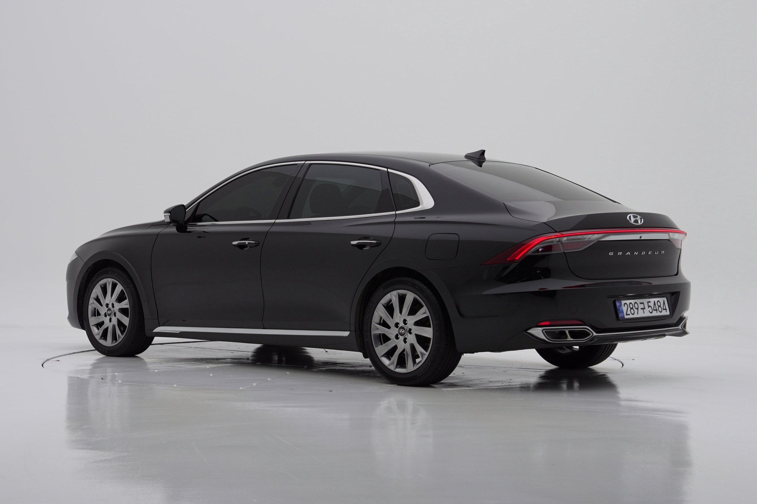Hyundai The New Grandeur IG Hybrid CALLIGRAPHY — фото 4