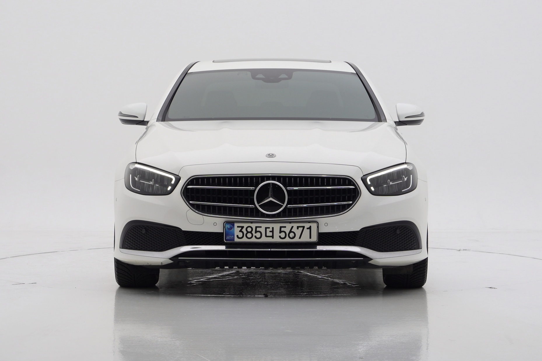 Mercedes-Benz E-Class (W213) E250 AVANTGARDE — фото 1