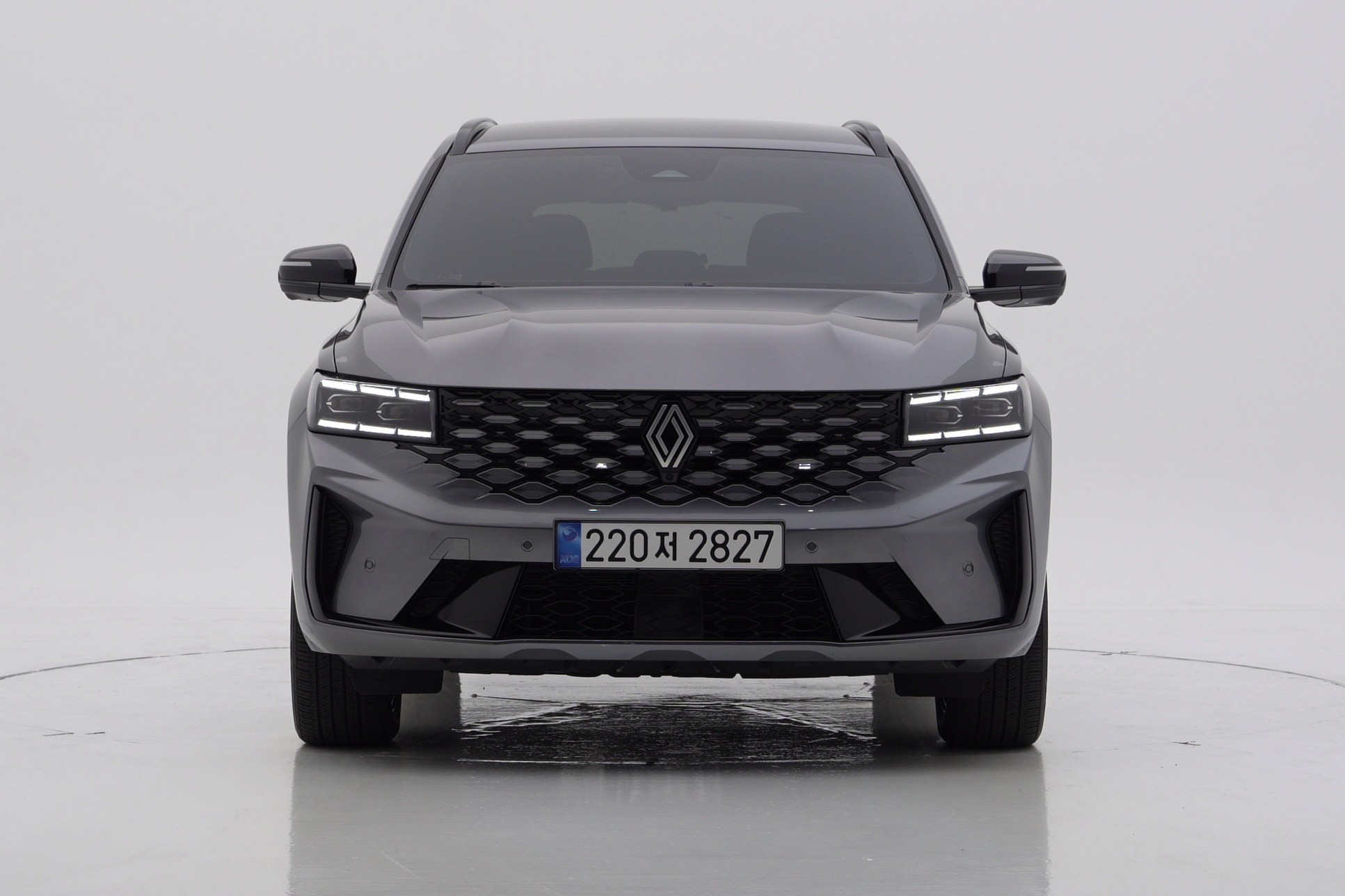 Renault Korea Grand Koleos 1.5 E-TECH Hybrid 2WD Iconic — фото 1