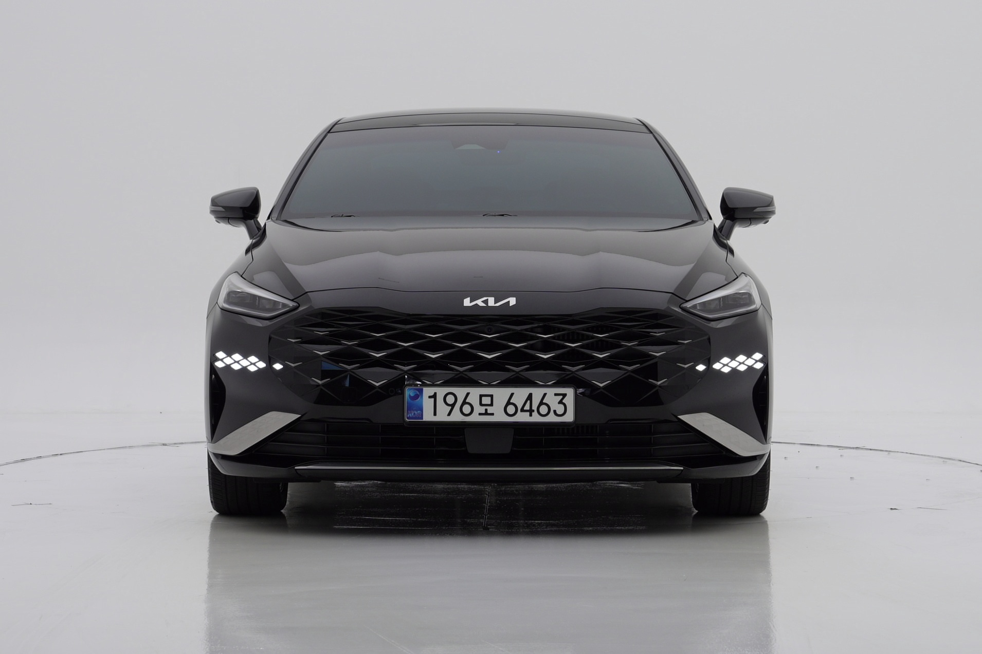 Kia K8 1.6 Turbo Hybrid Signature — фото 1